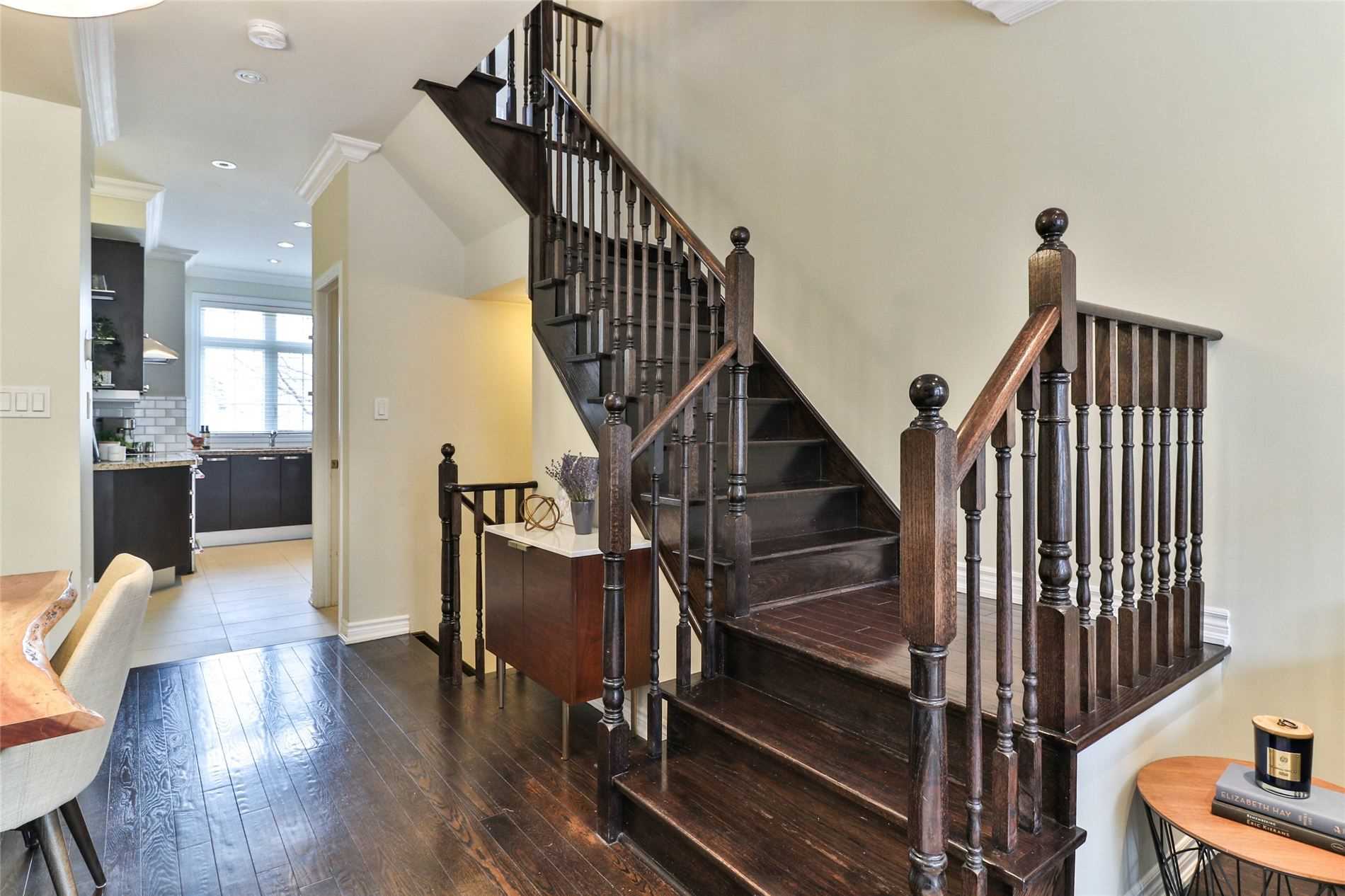 99A Finch Ave W