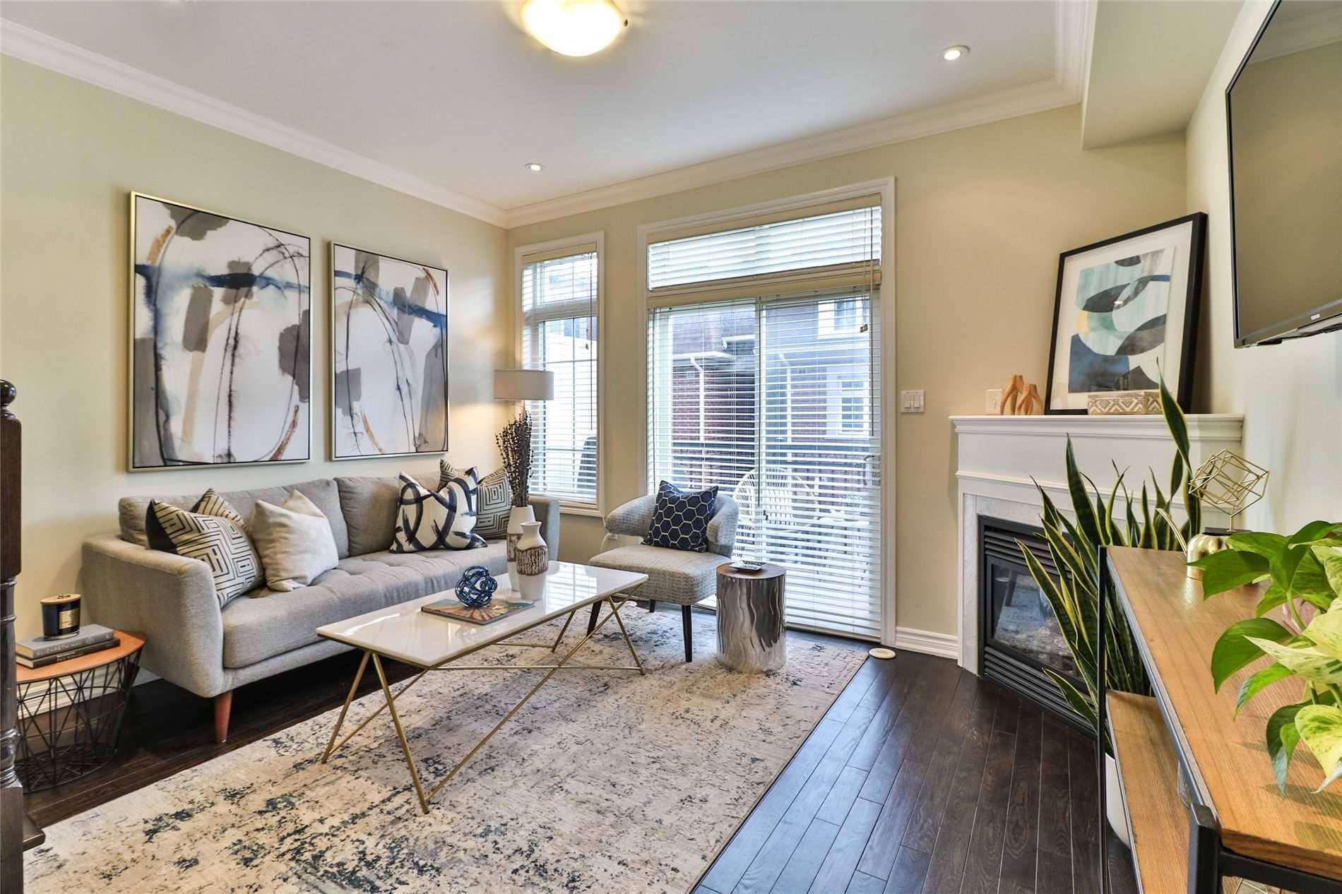 99A Finch Ave W