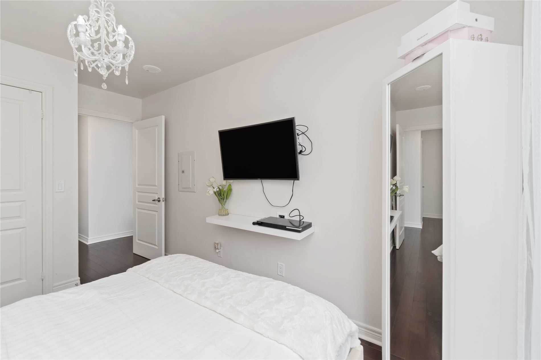 80 Western Battery Rd, #503