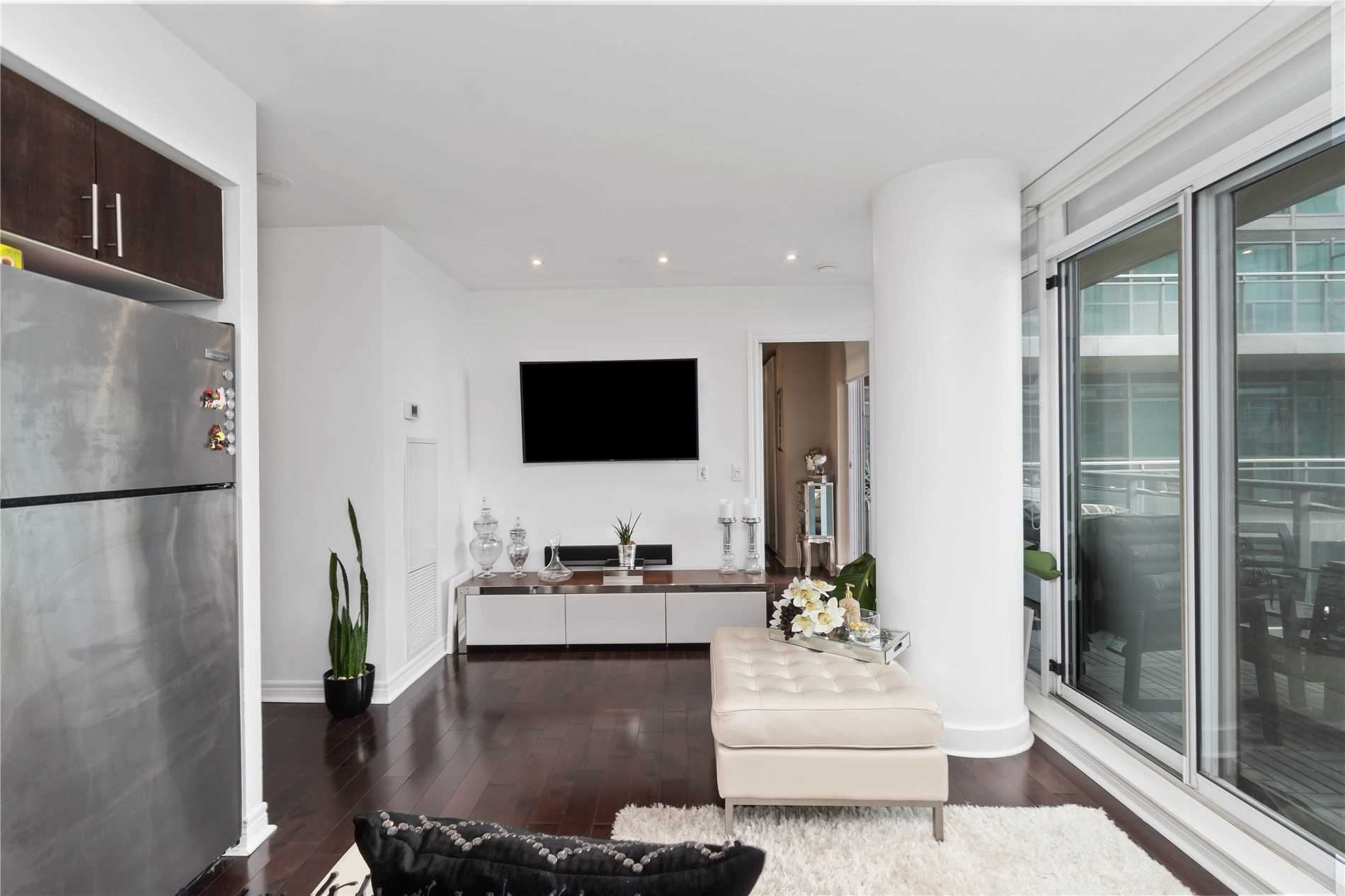 80 Western Battery Rd, #503