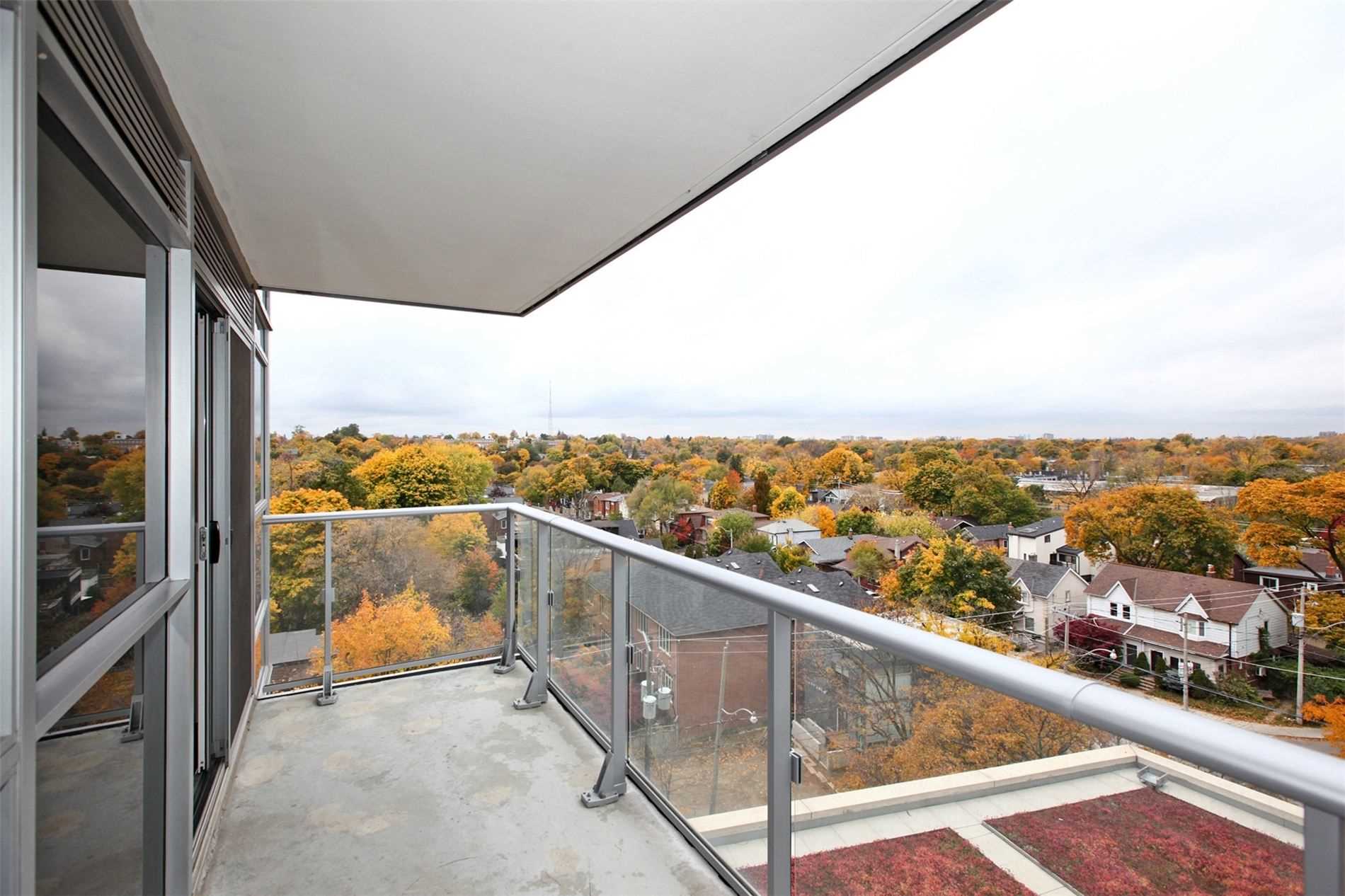 58 Orchard View Blvd, #702