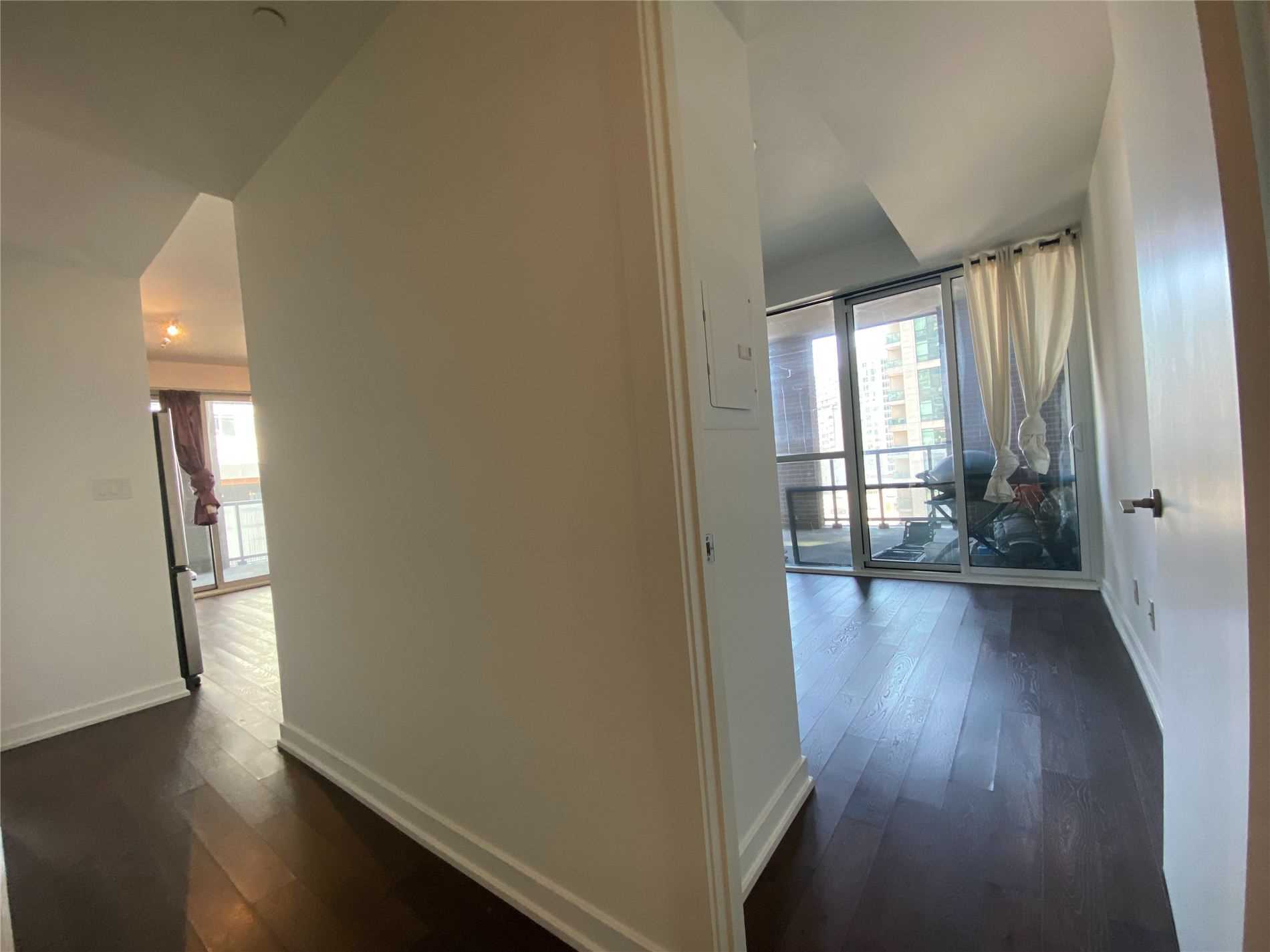 20 Bruyeres Mews #510
