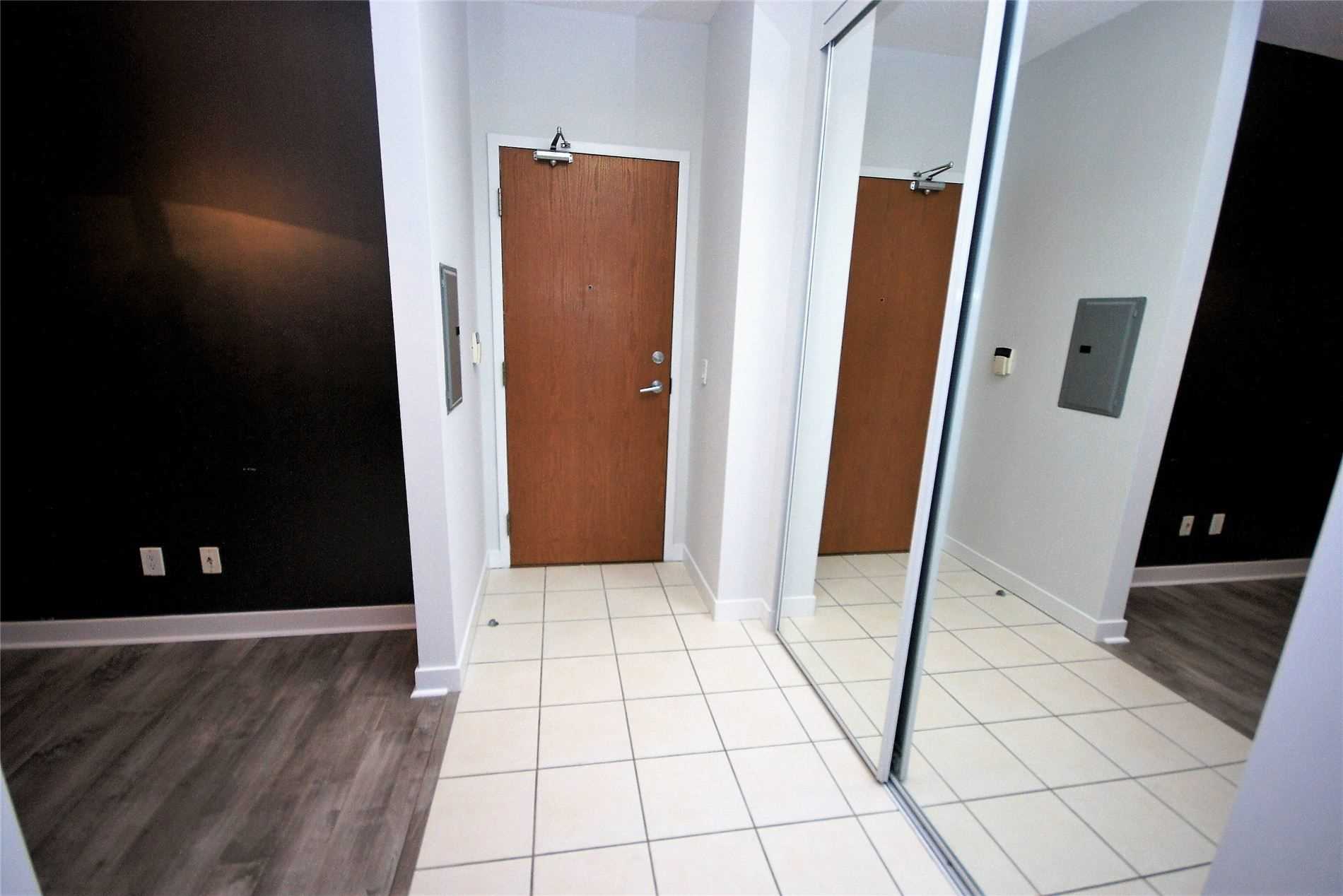 219 Fort York Blvd, #2605