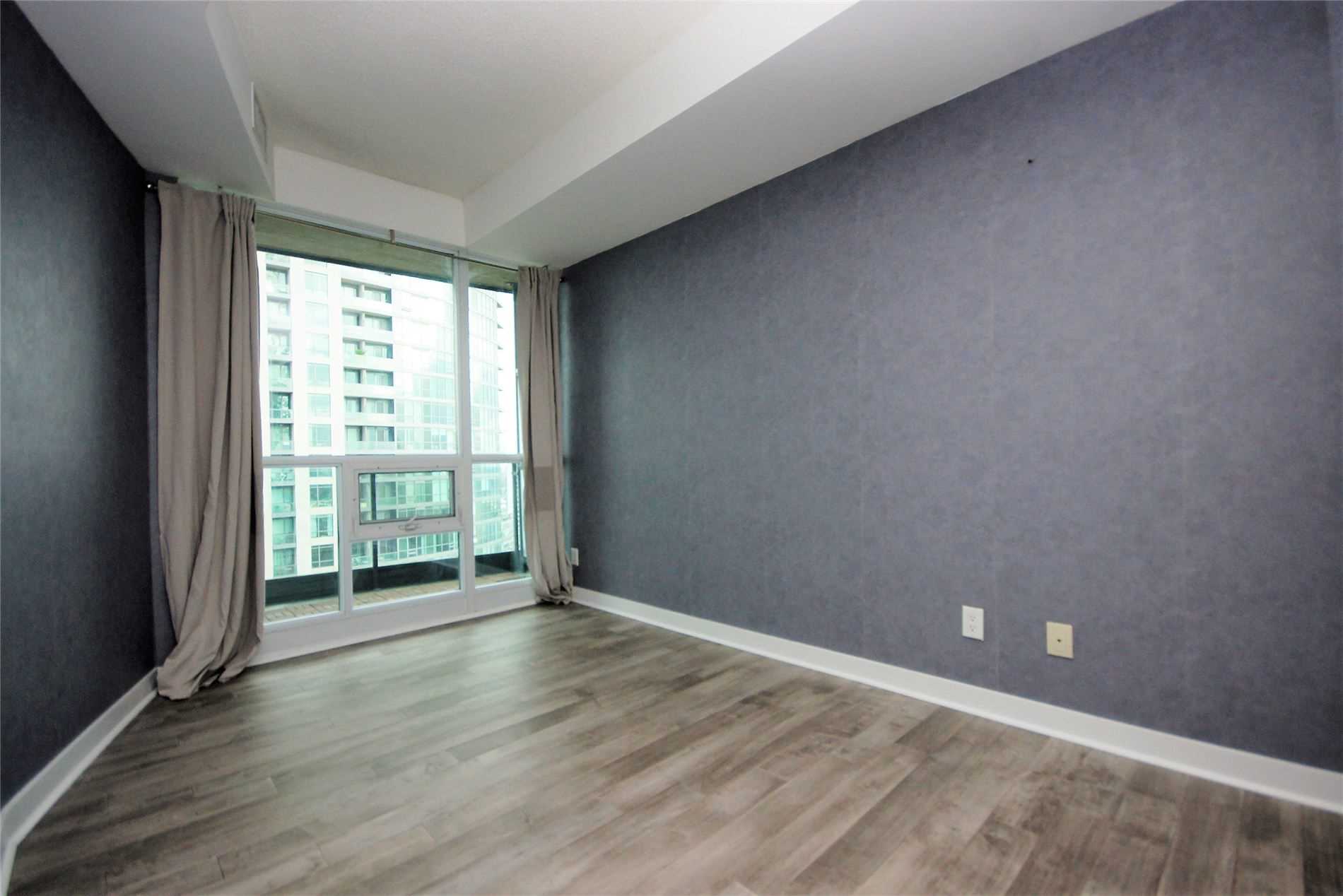 219 Fort York Blvd, #2605
