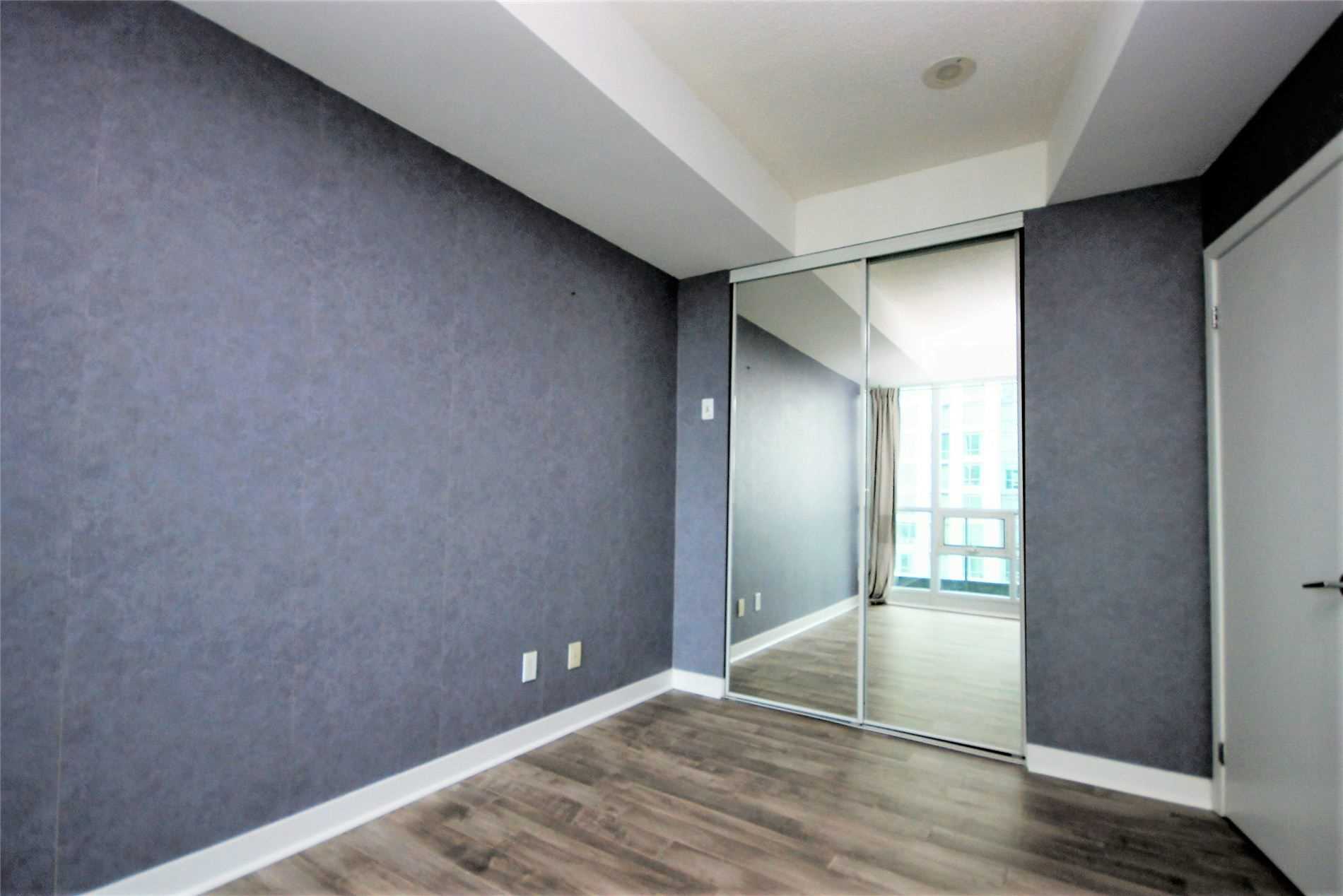 219 Fort York Blvd, #2605
