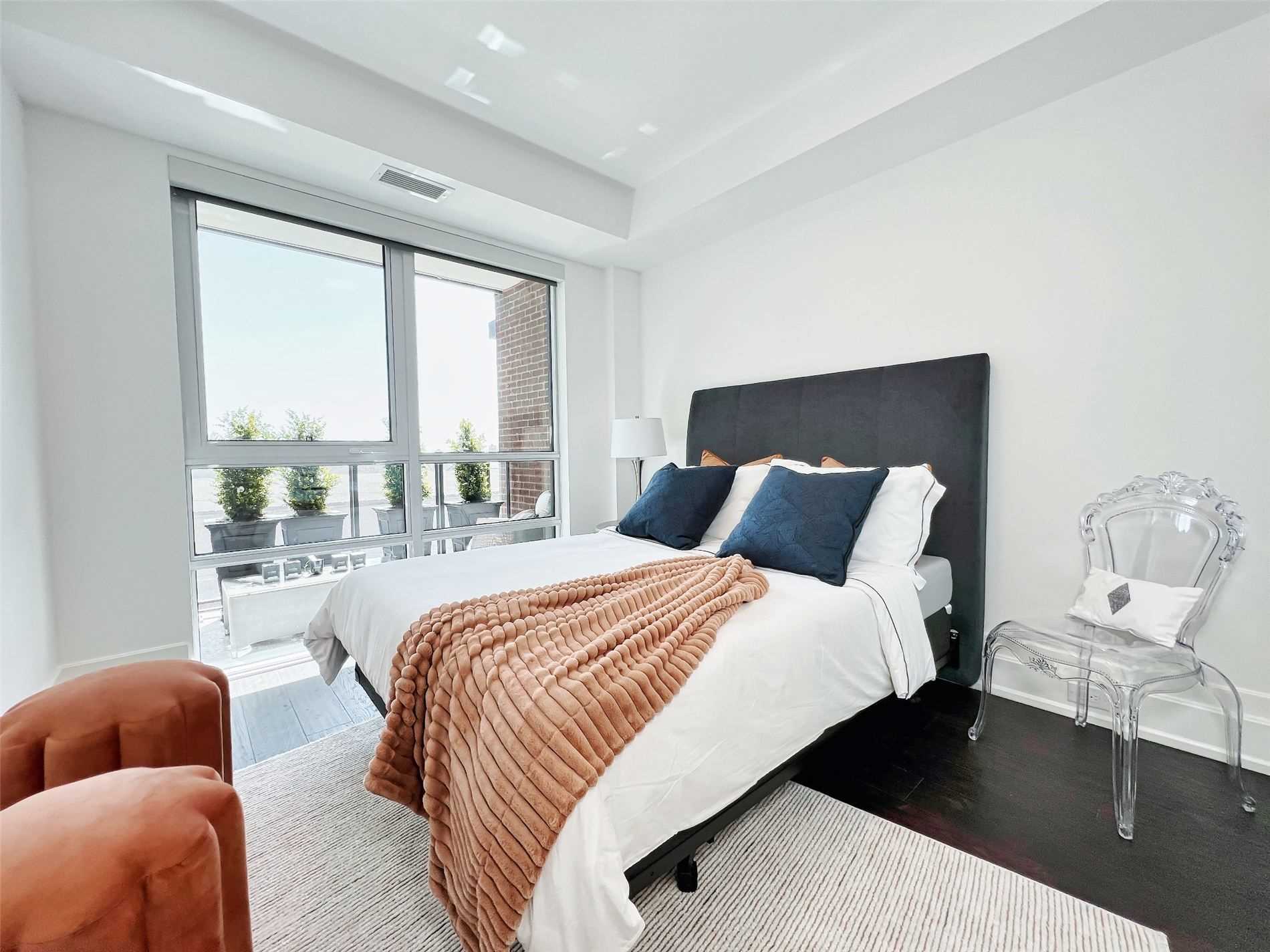 3 Southvale Dr, #301