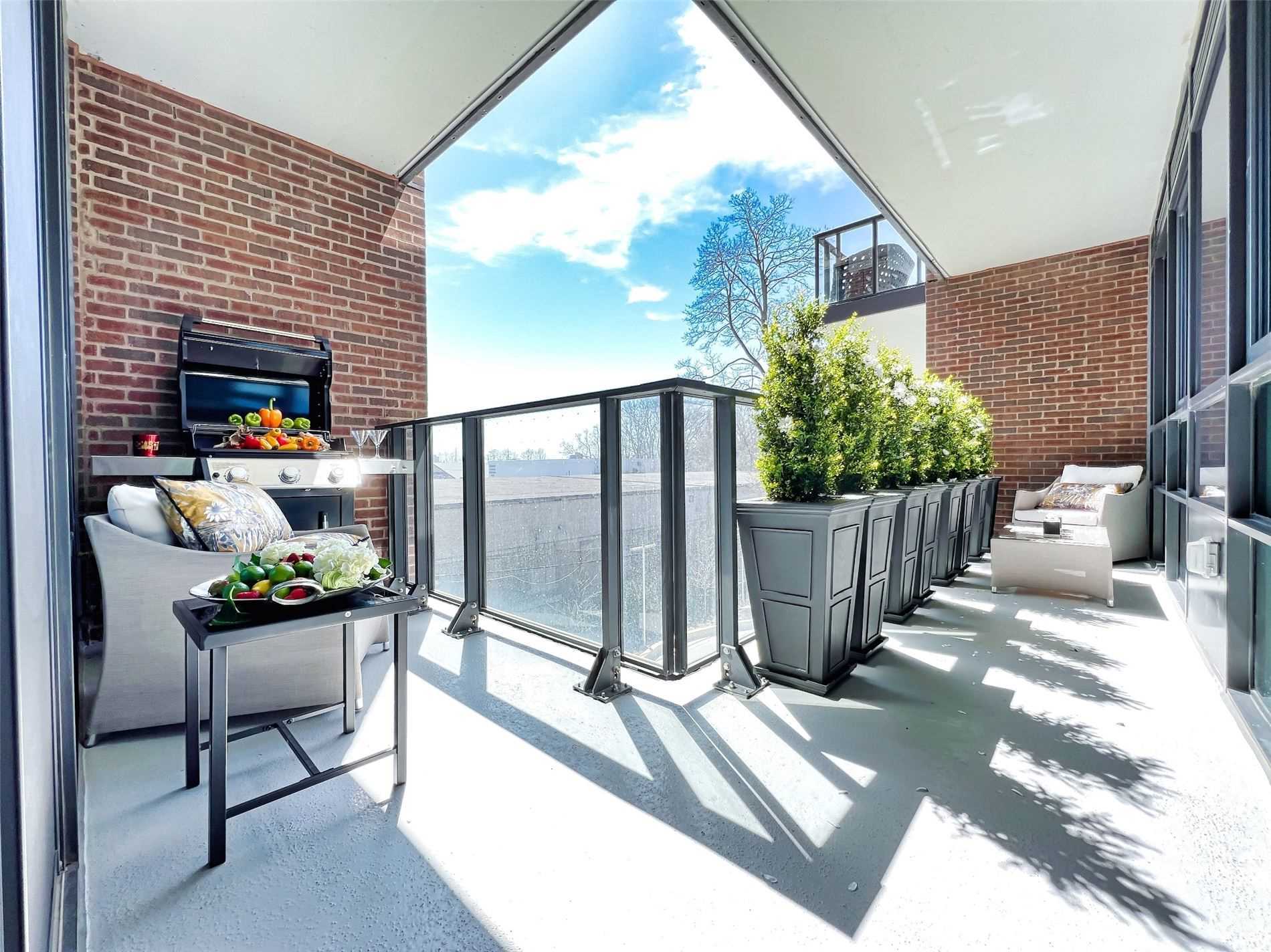 3 Southvale Dr, #301