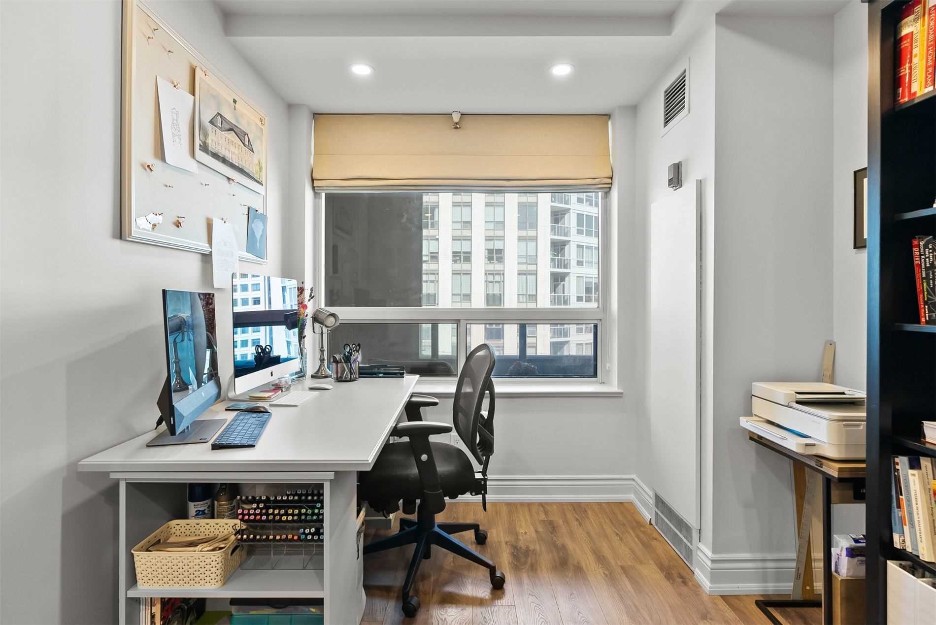 102 Bloor St W, #Ph6