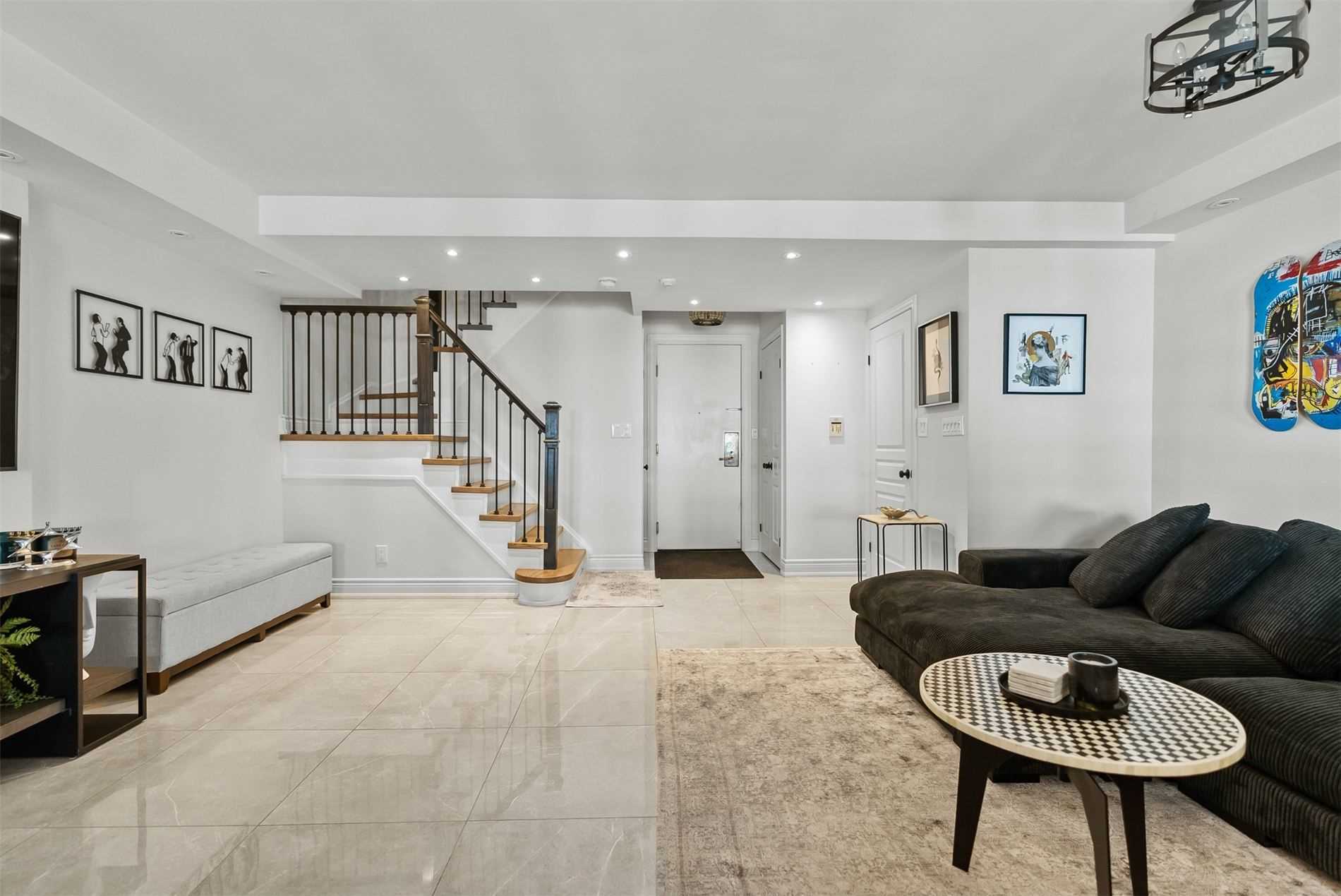 102 Bloor St W, #Ph6