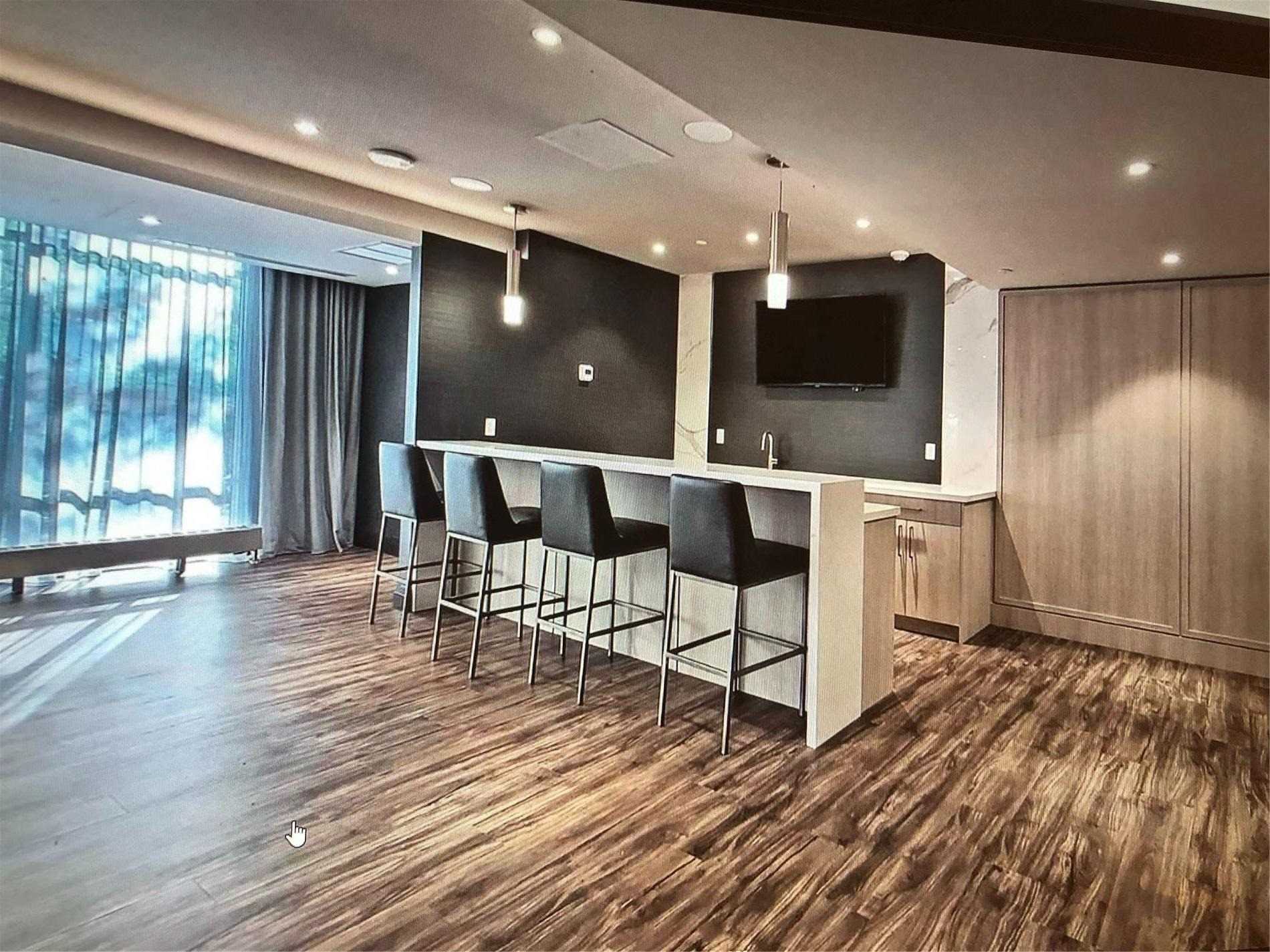 621 Sheppard Ave E, #231