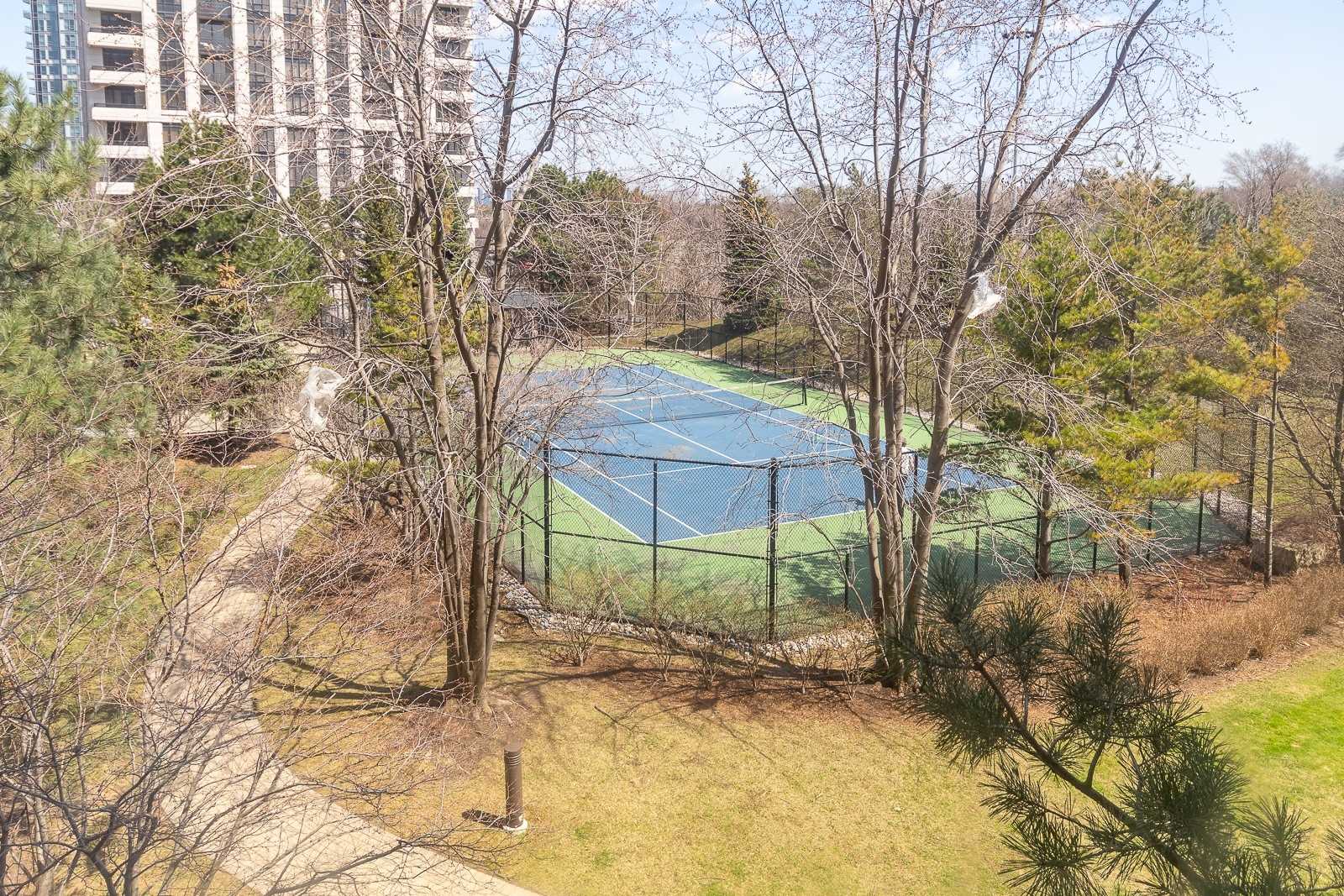 80 Harrison Garden Blvd, #318