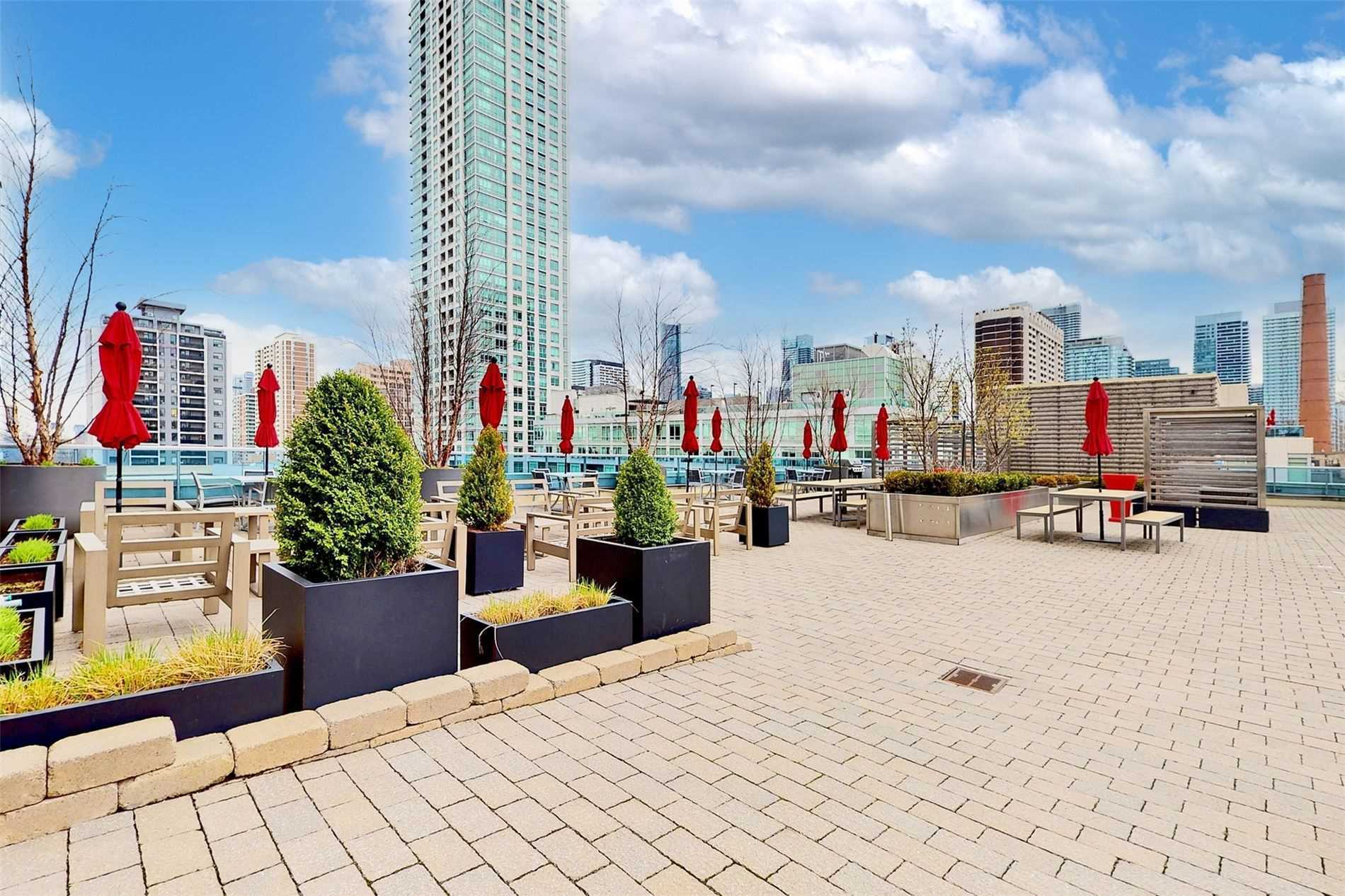 500 Sherbourne St, #2506