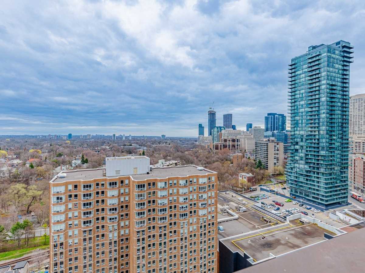 914 Yonge St, #1612