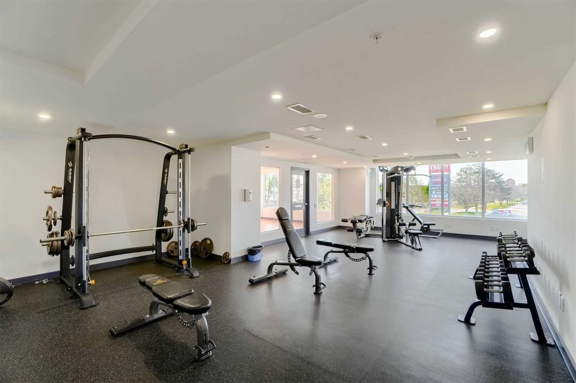 3237 Bayview Ave, #803