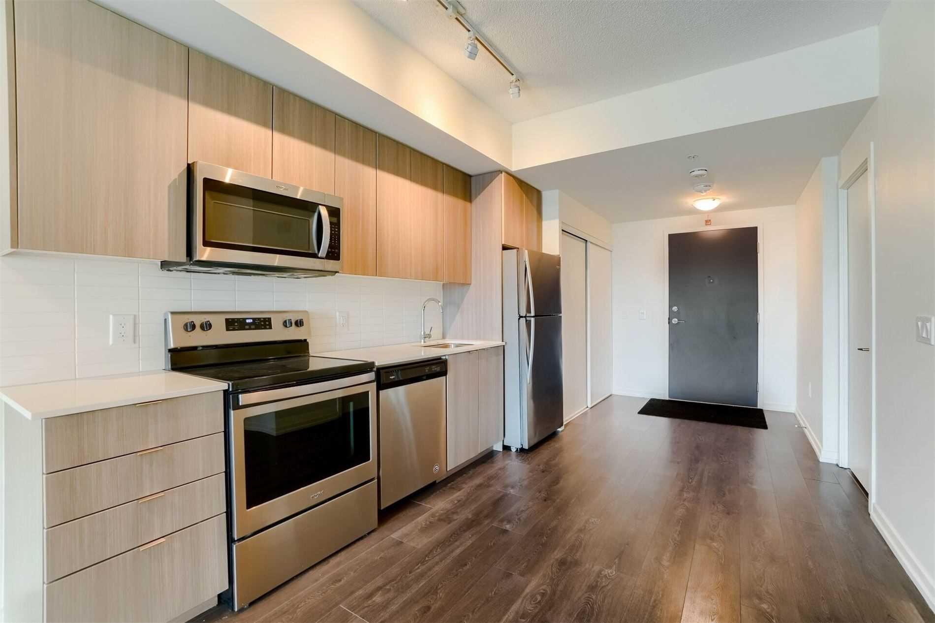 3237 Bayview Ave, #803