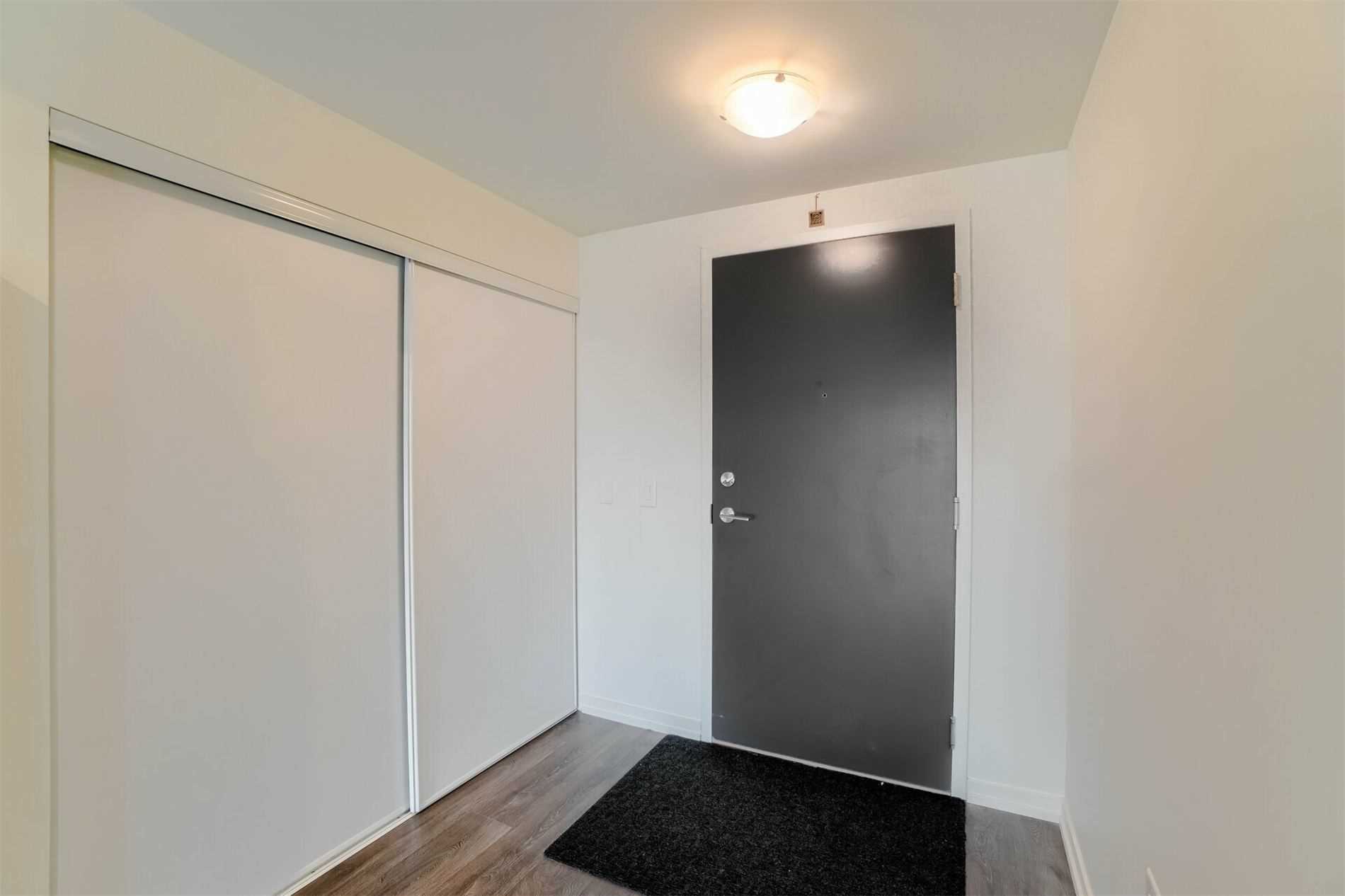 3237 Bayview Ave, #803