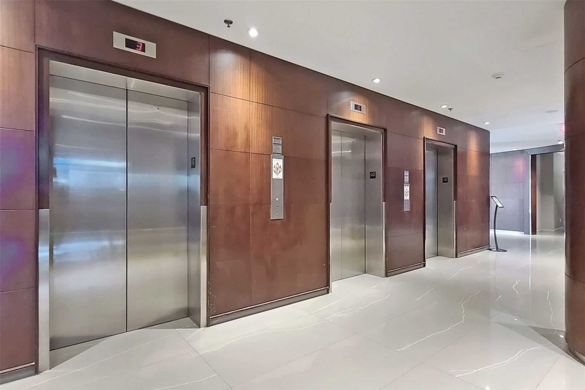 231 Fort York Blvd, #1106
