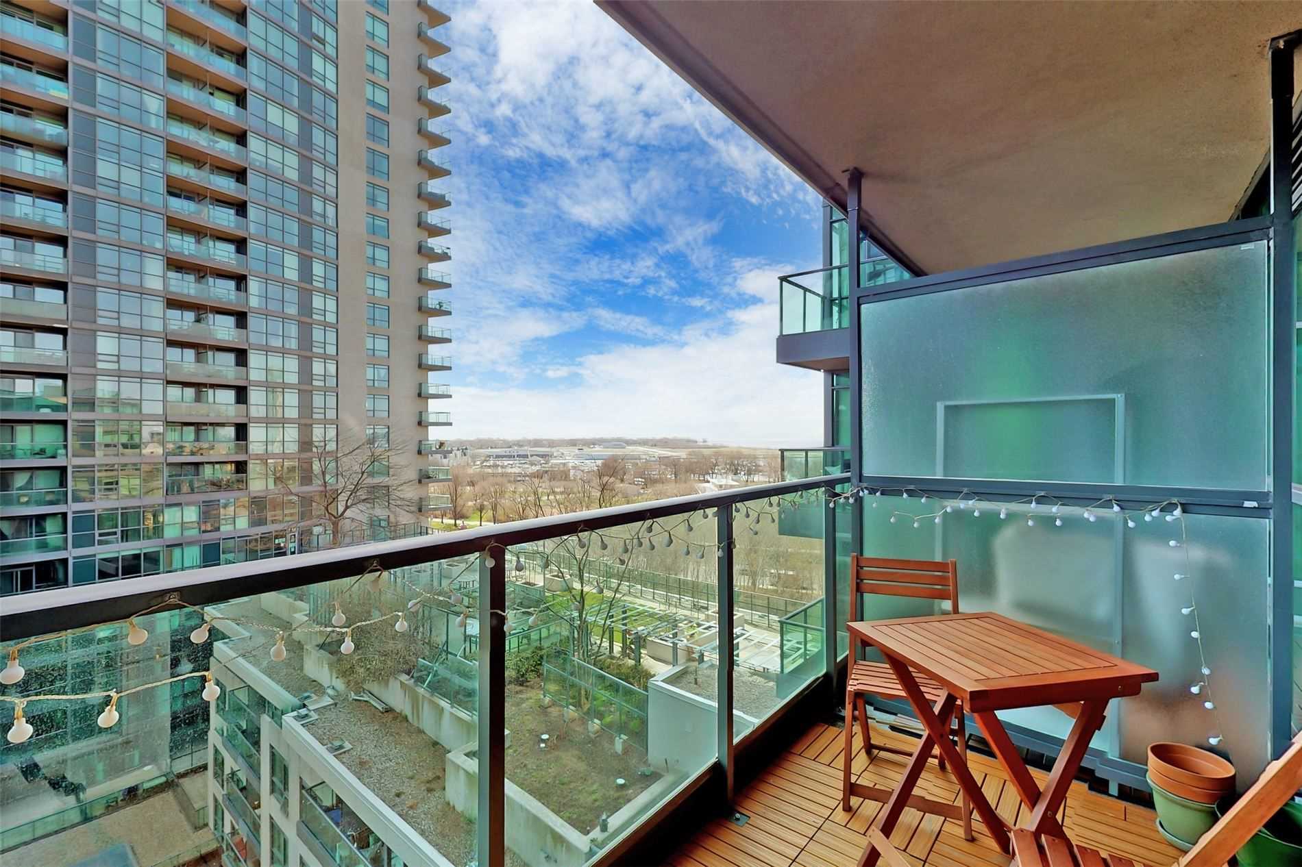231 Fort York Blvd, #1106