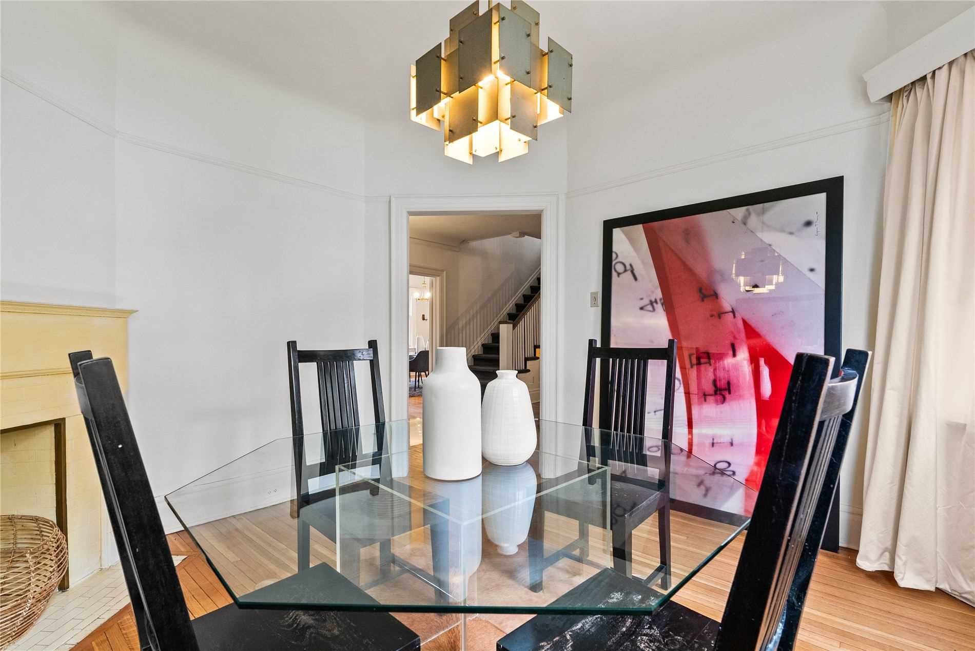 147 Farnham Ave