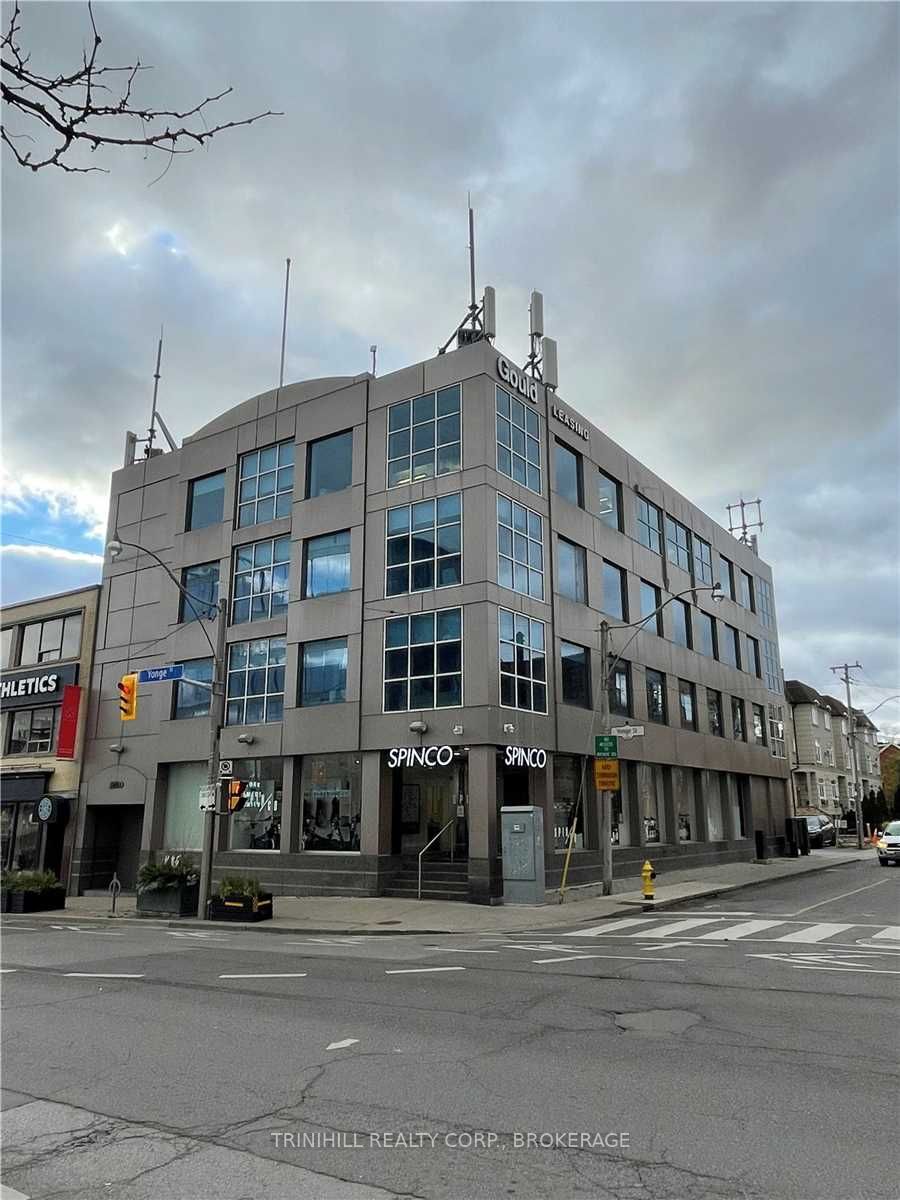 1220 Yonge St, #202-203