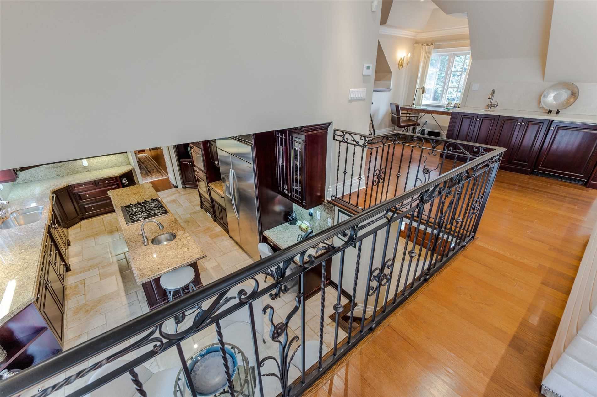 19 Forest Glen Cres