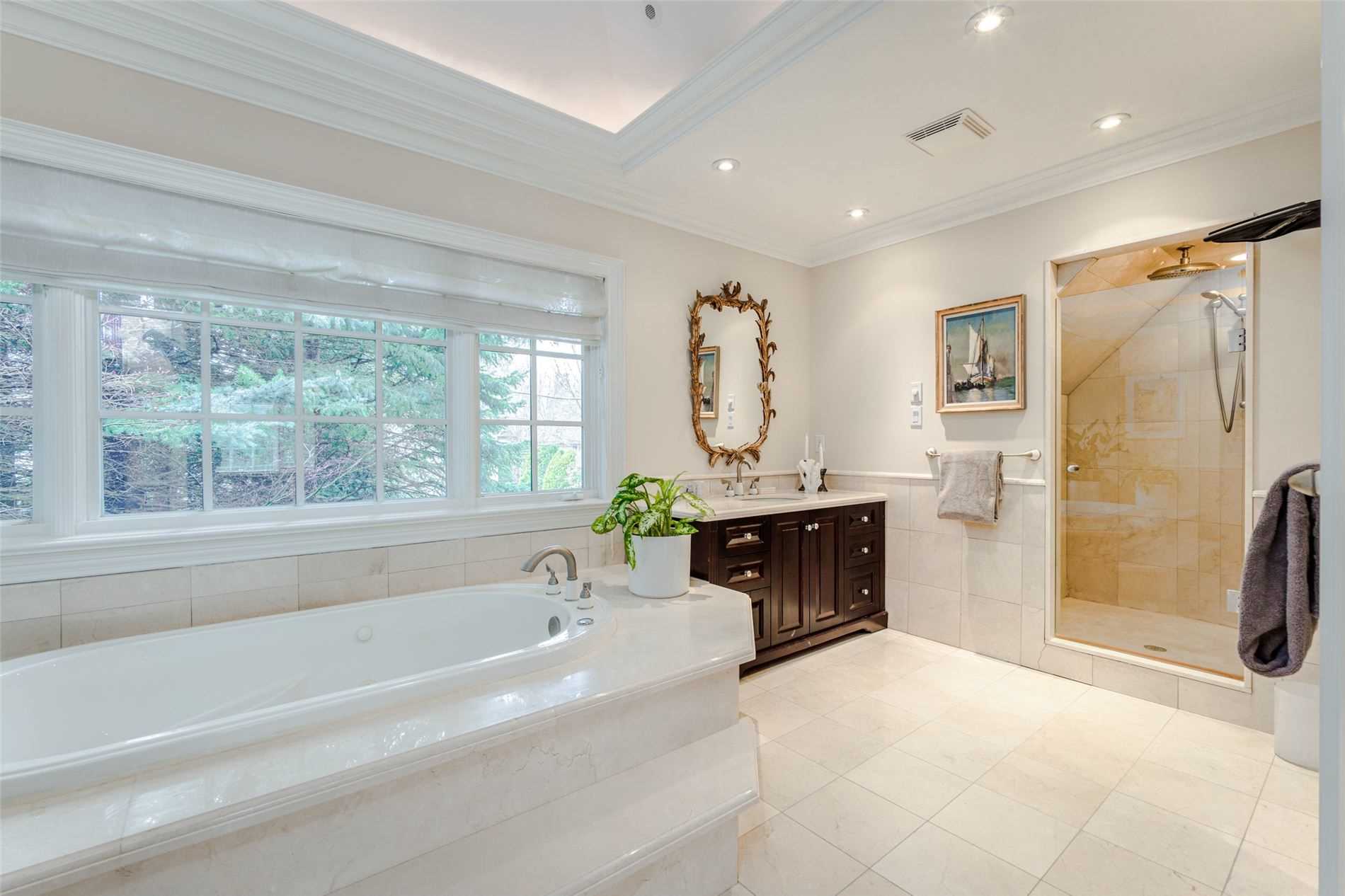 19 Forest Glen Cres