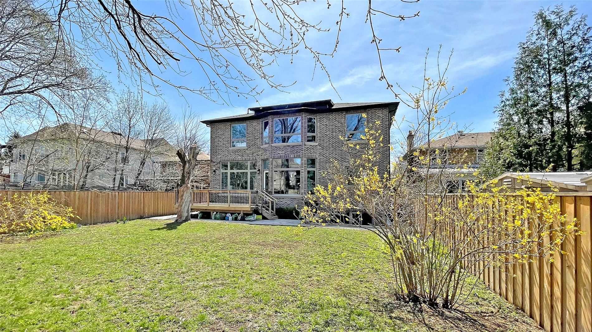 264 Dunforest Ave
