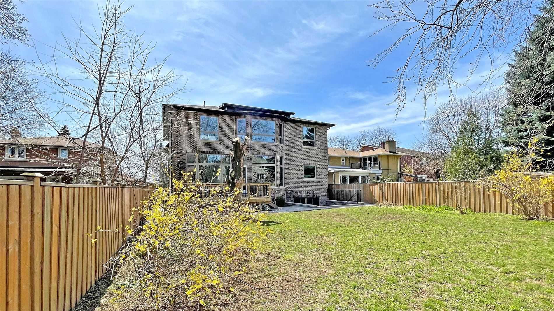 264 Dunforest Ave