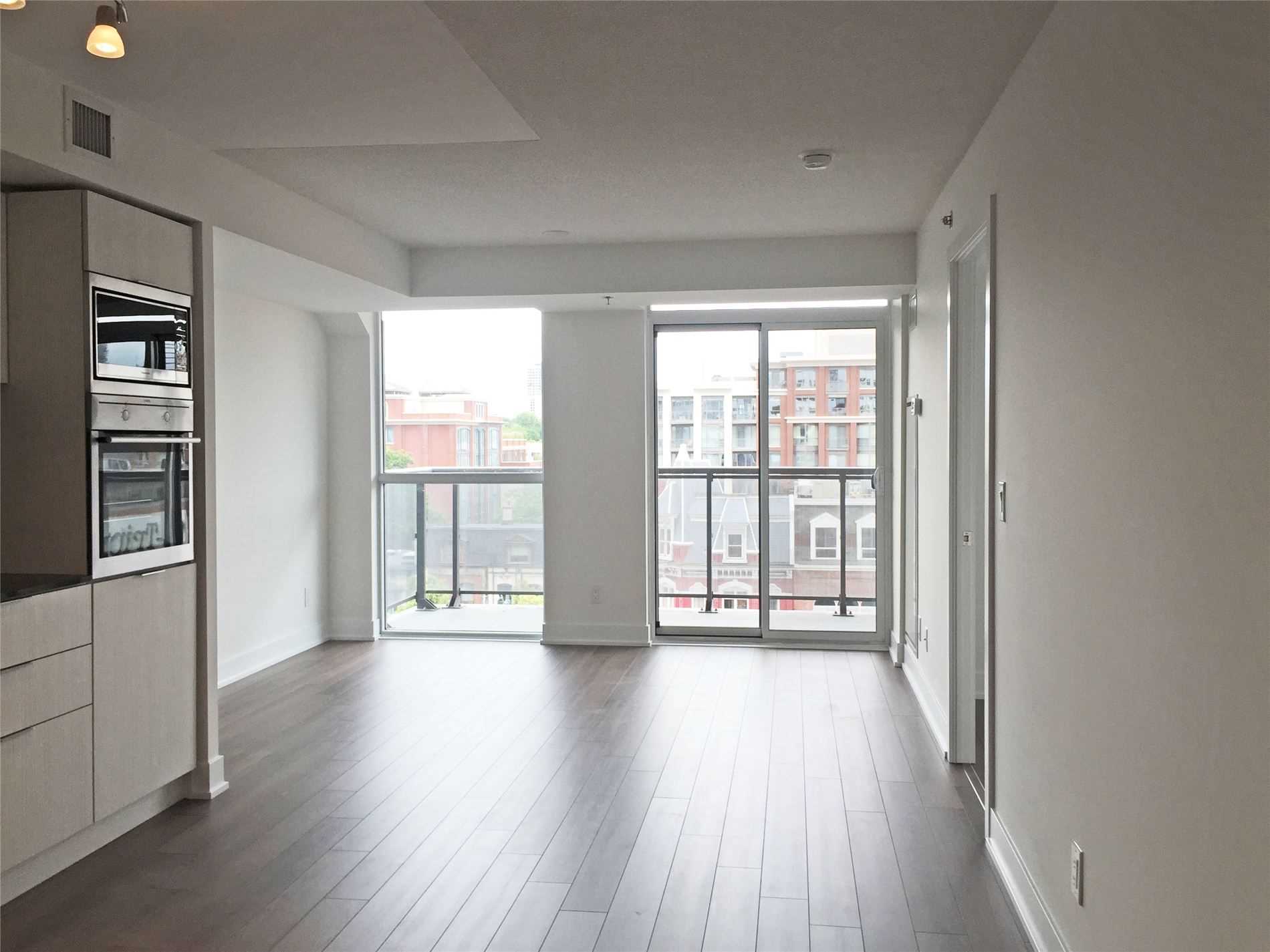 318 Richmond St W, #501
