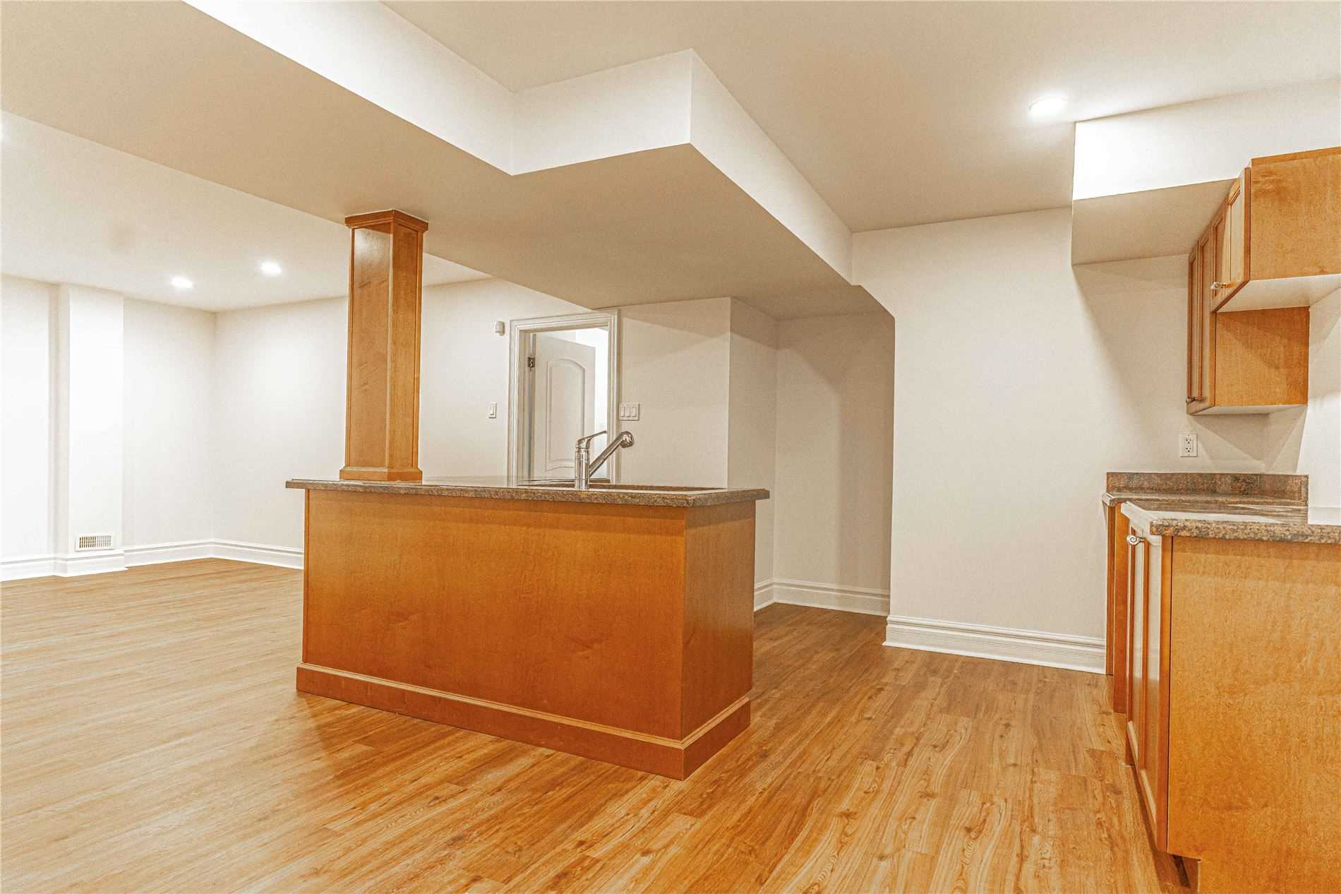 83 Harlandale Ave