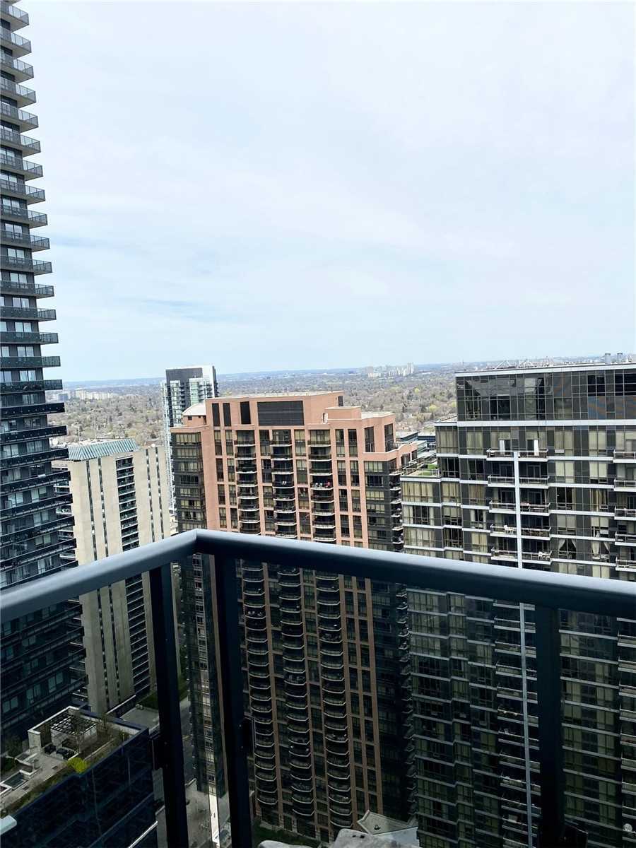 2 Anndale Dr, #3206