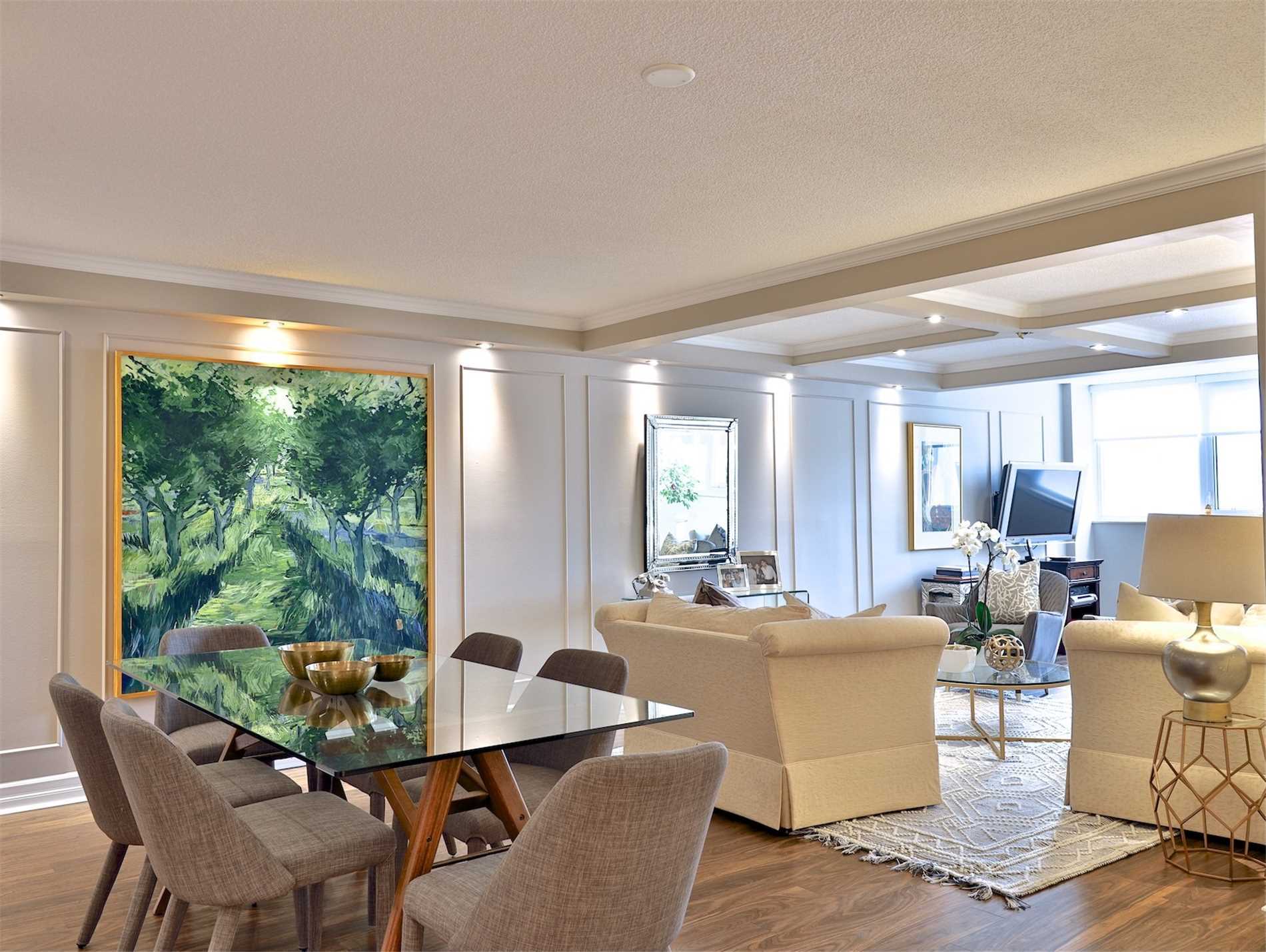360 Bloor St E, #507