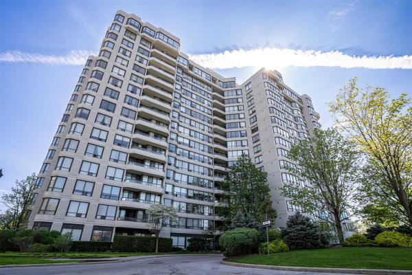1131 Steeles Ave W, Toronto
