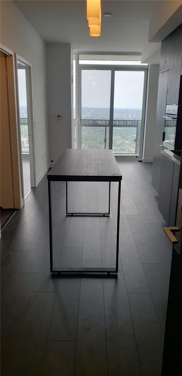 8 Eglinton Ave E, #5509