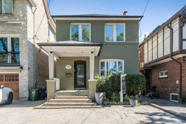 137 Old Orchard Grve, Toronto