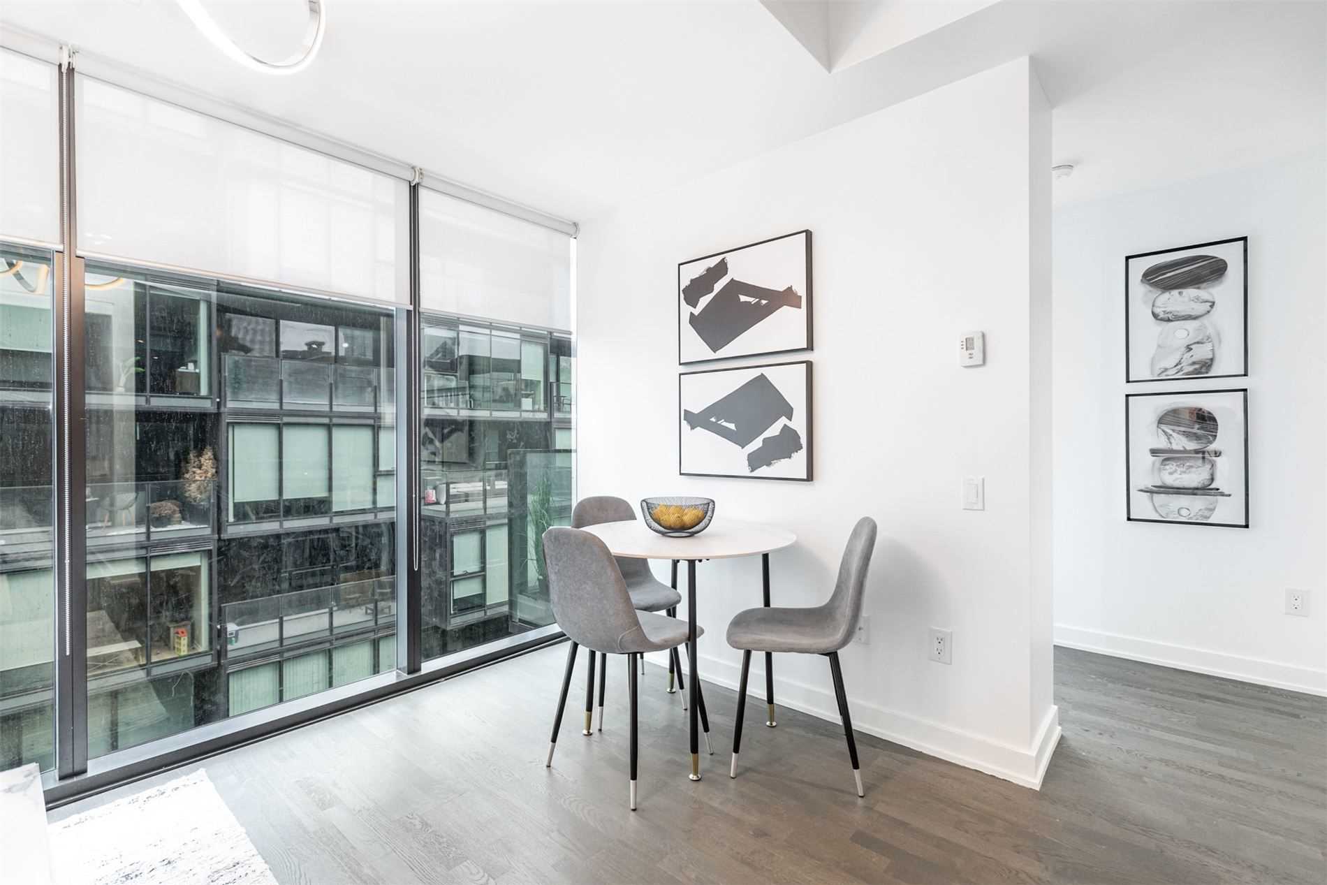 38 Stewart St, #808