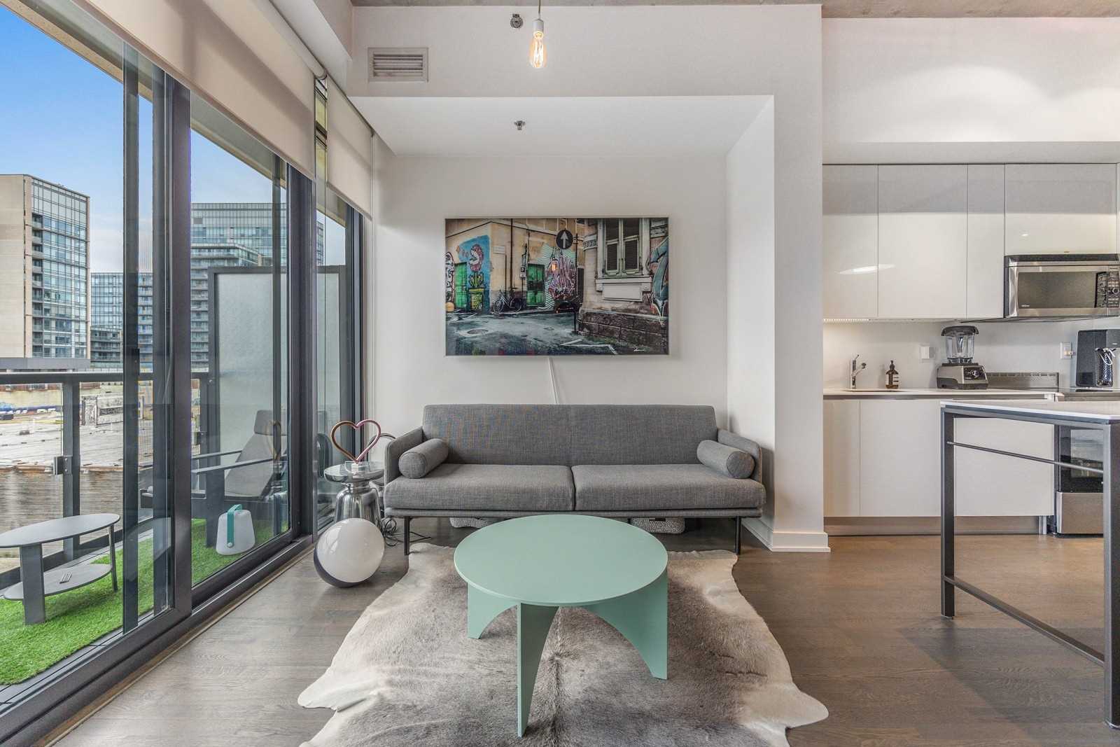 8 Dovercourt Rd, #403