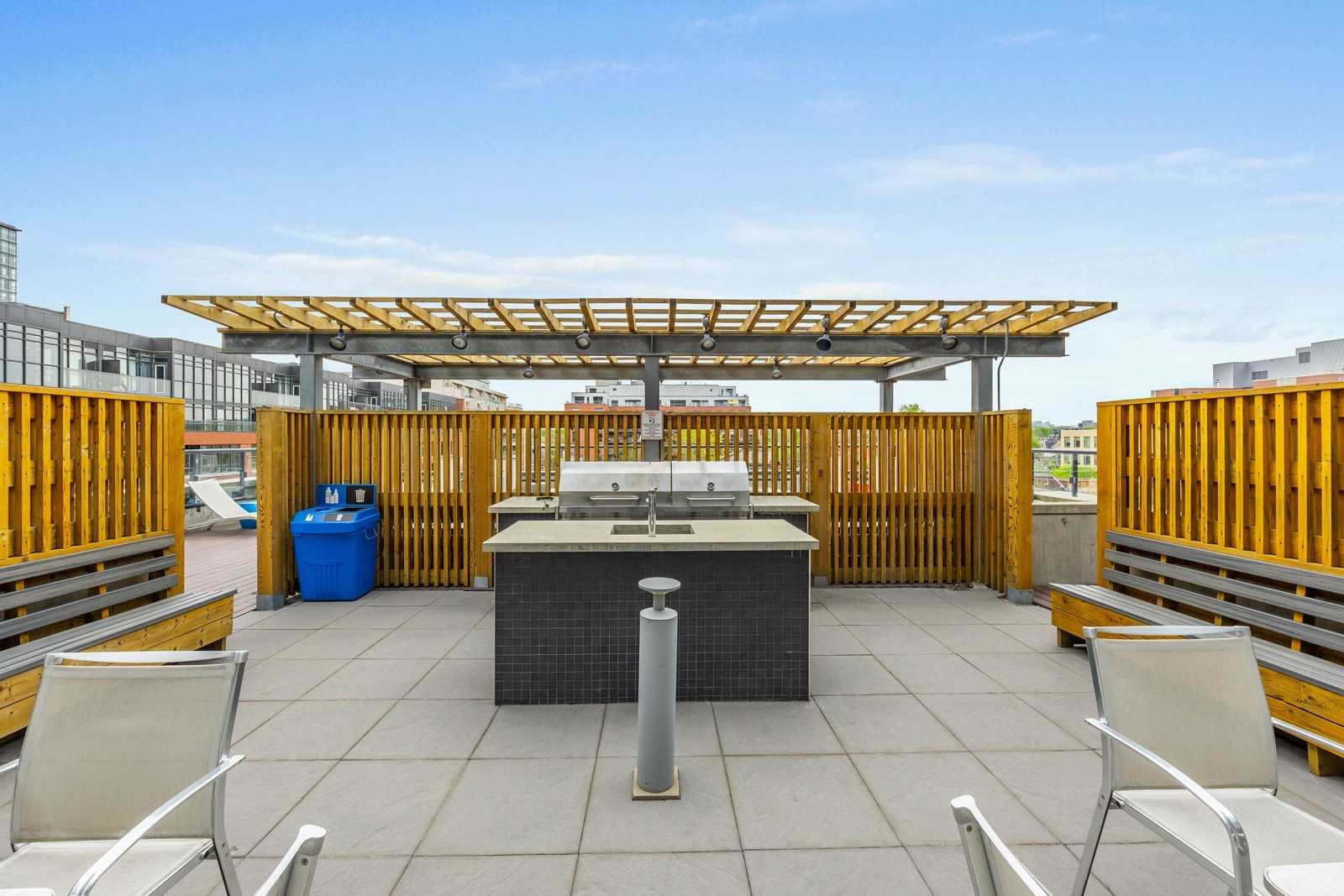 8 Dovercourt Rd, #403