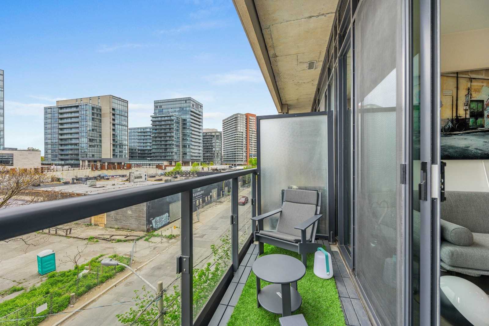 8 Dovercourt Rd, #403