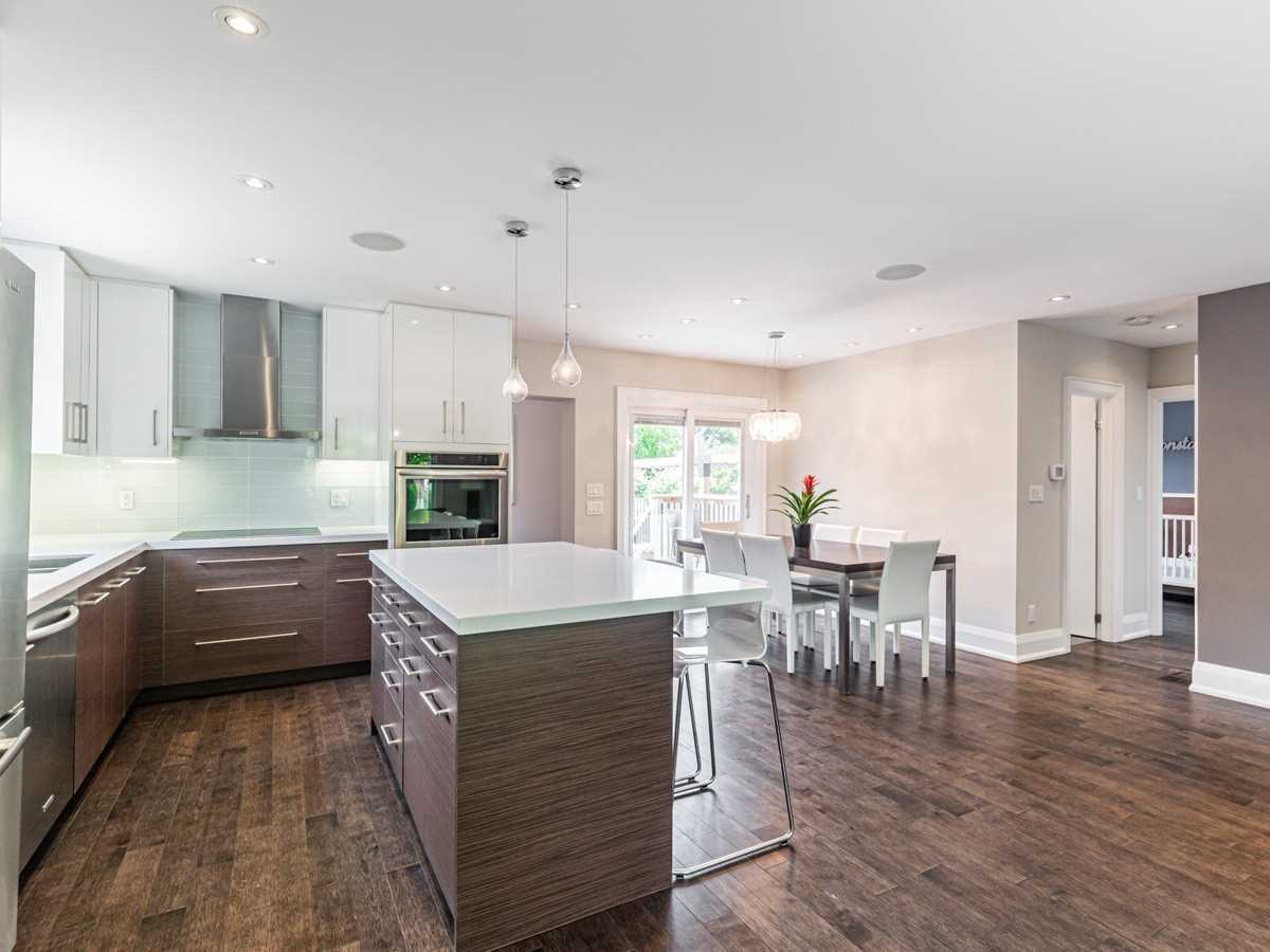 8 Dunsmore Gdns