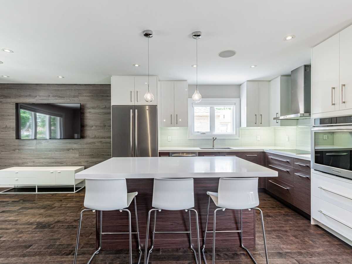 8 Dunsmore Gdns