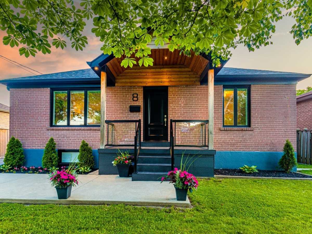 8 Dunsmore Gdns
