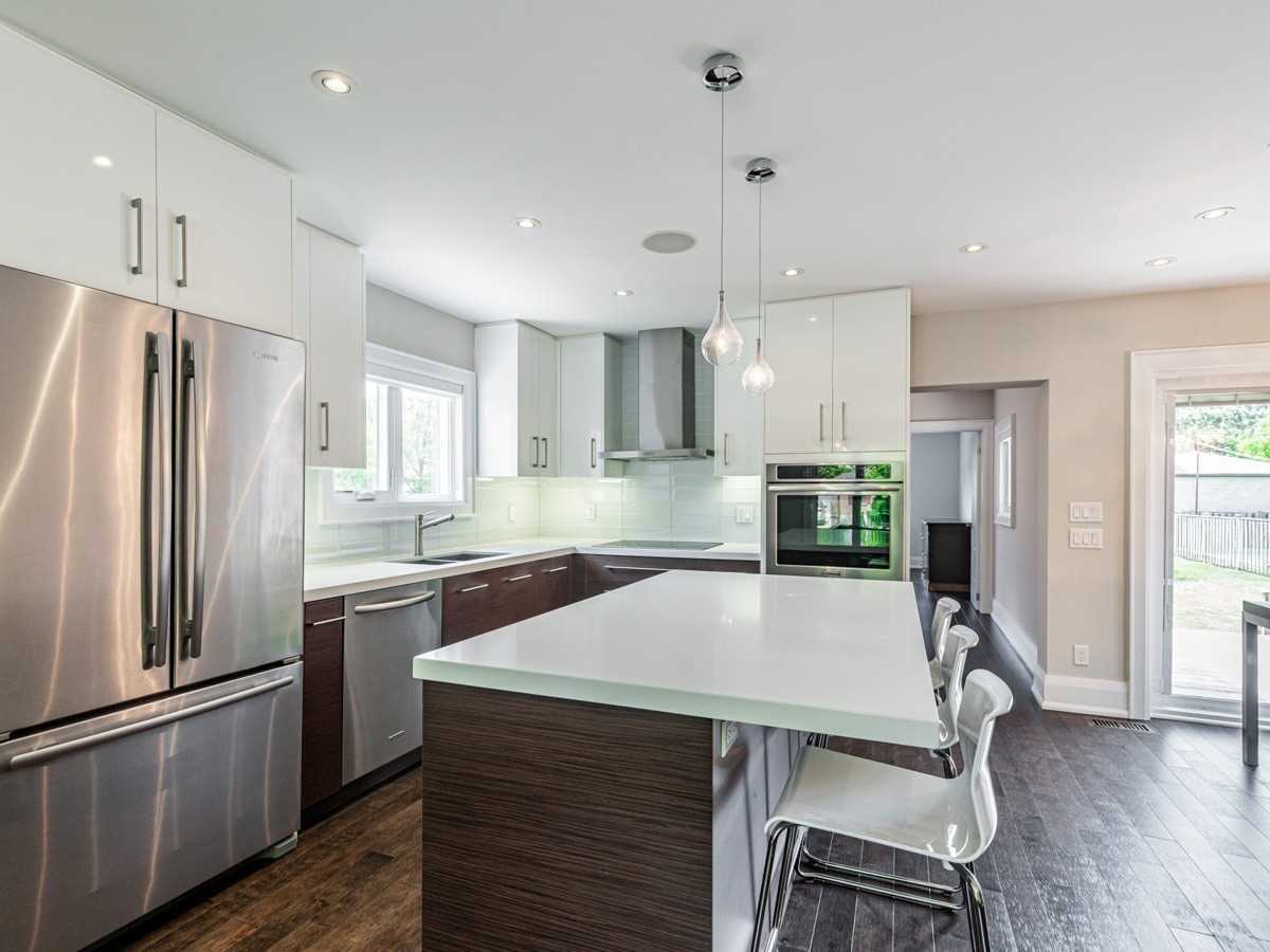 8 Dunsmore Gdns