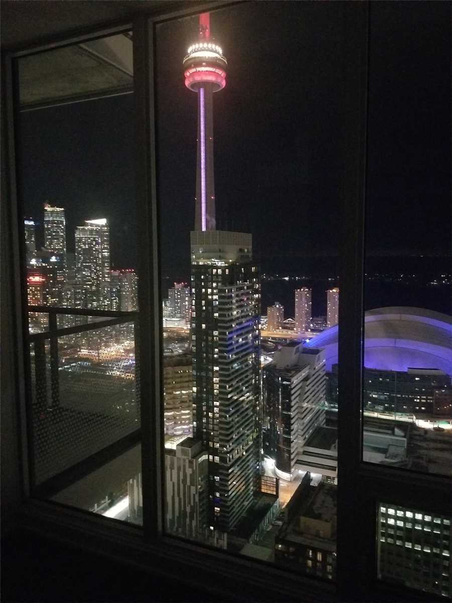 125 Blue Jays Way #5301