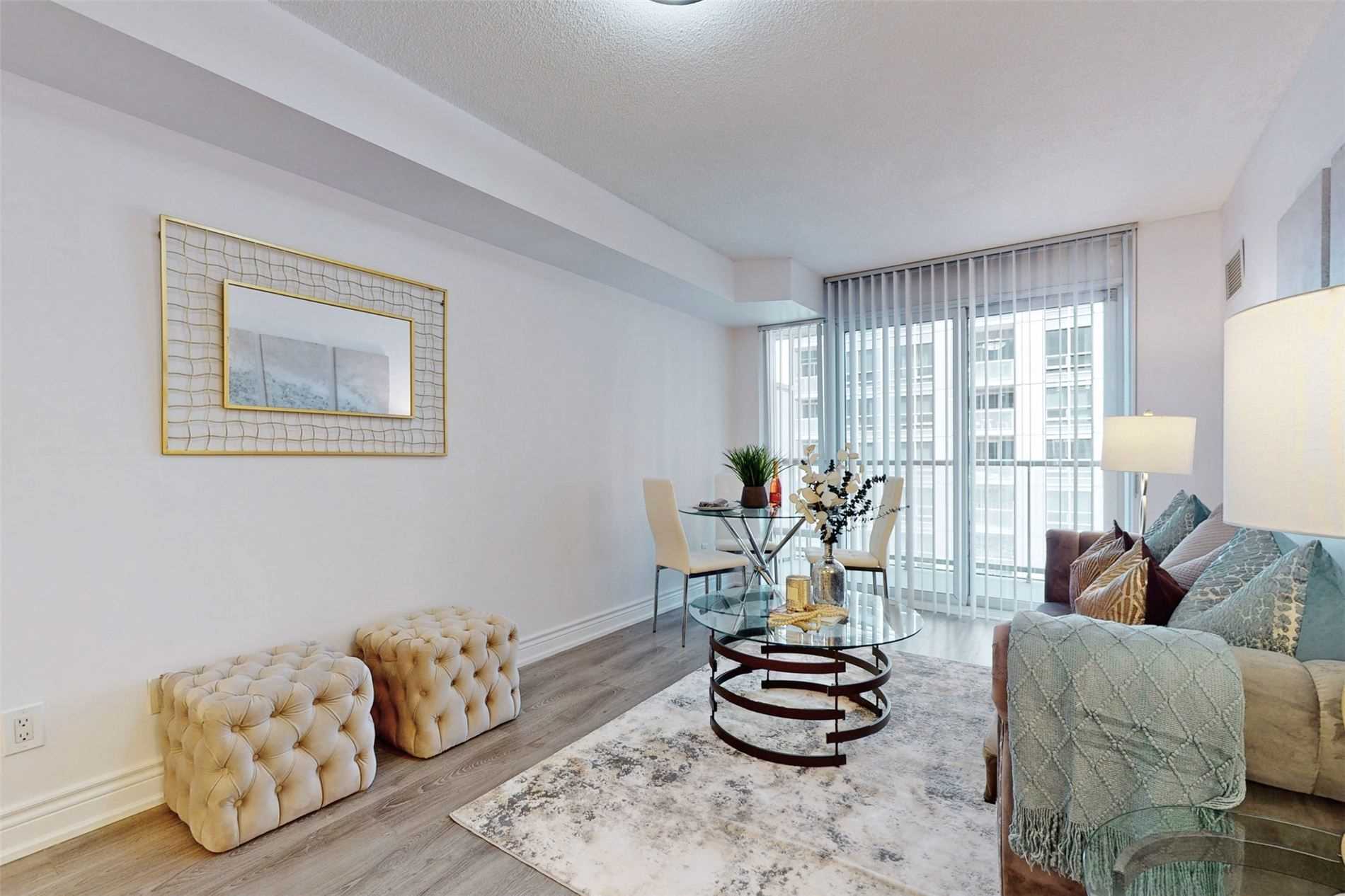 761 Bay St, #1414