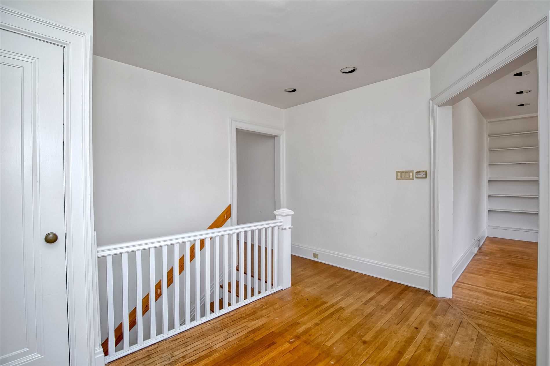 25 Coulson Ave