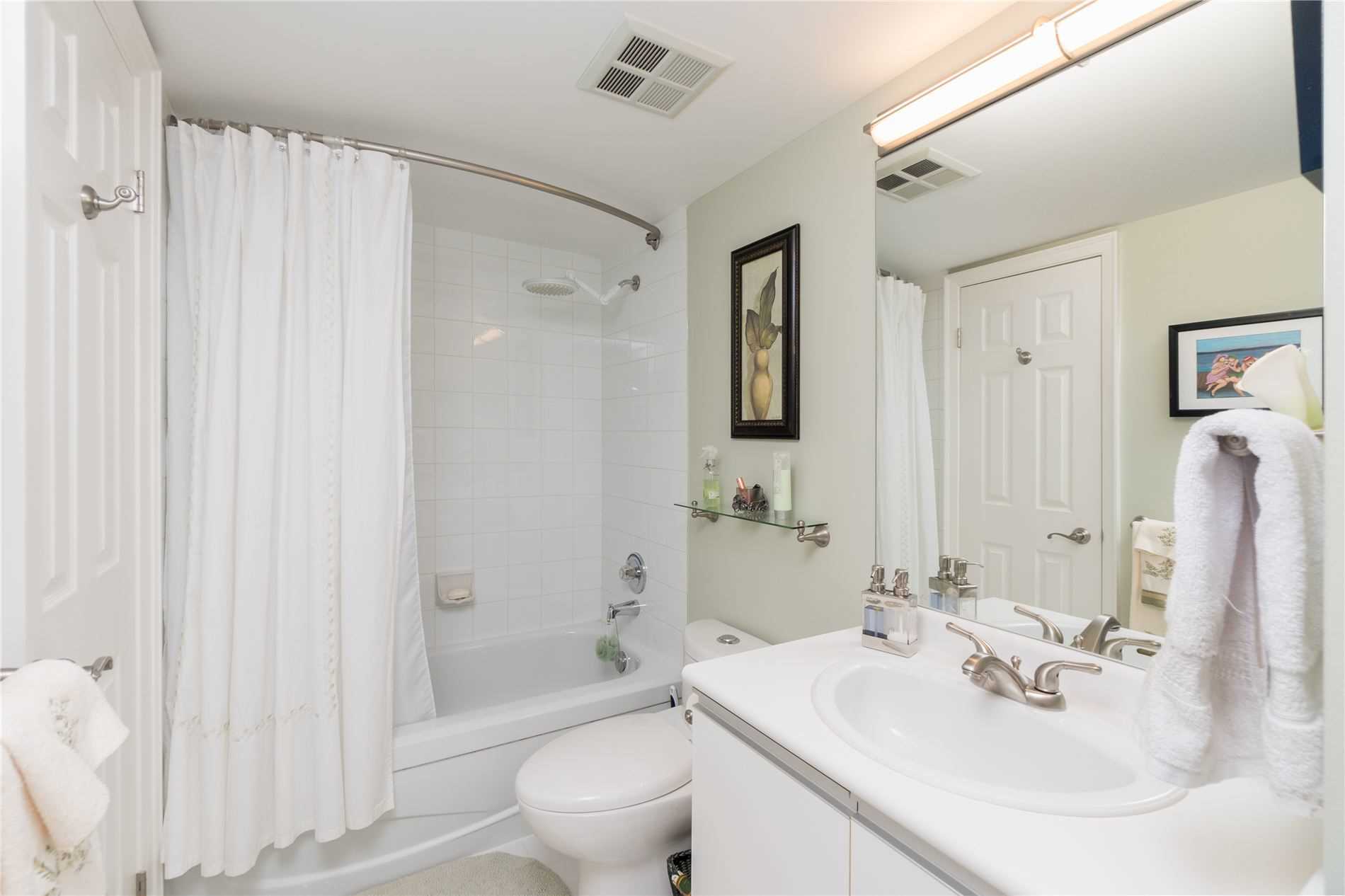 Listing C5645927 - Large Photo # 17