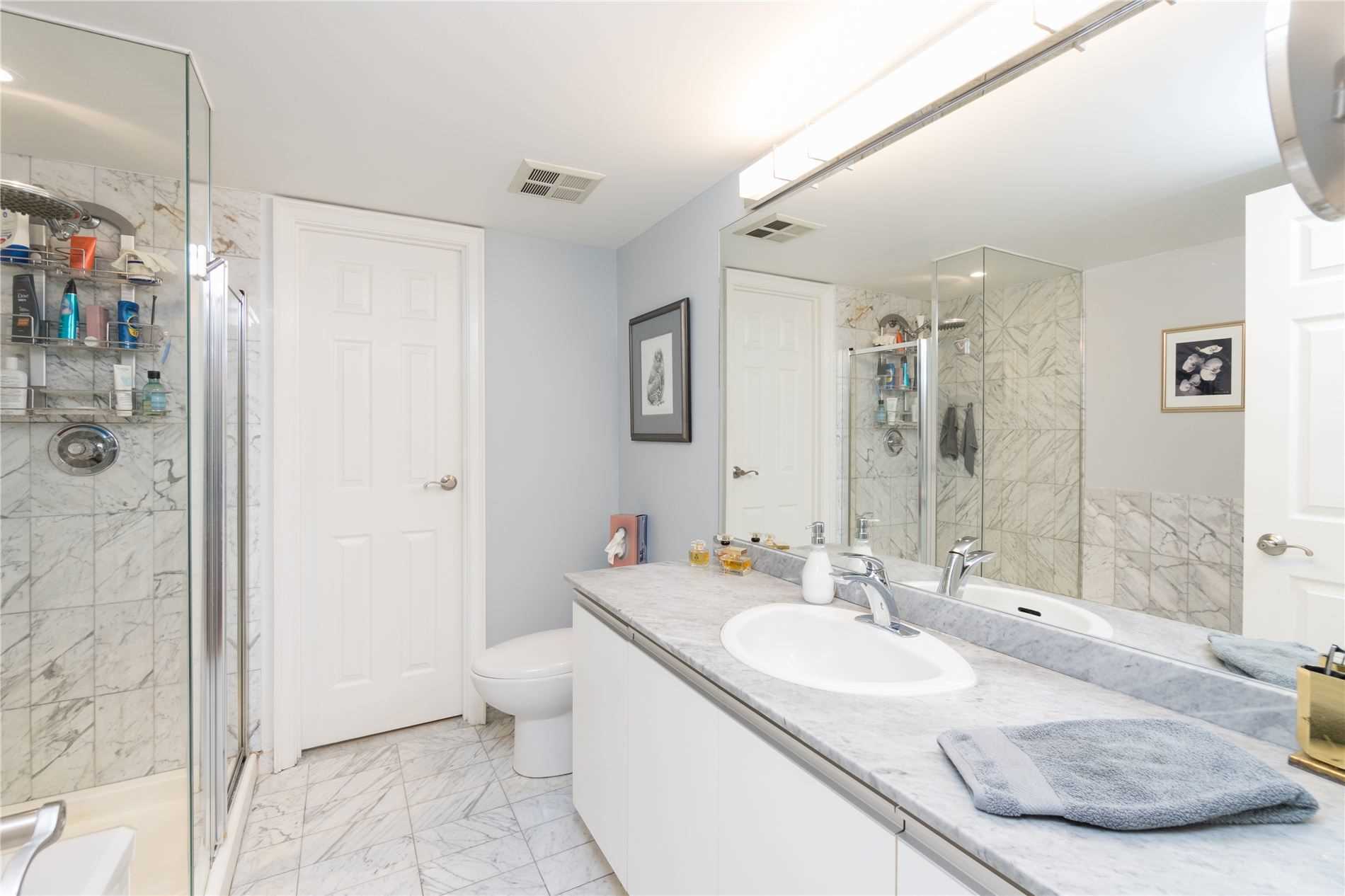 Listing C5645927 - Large Photo # 13