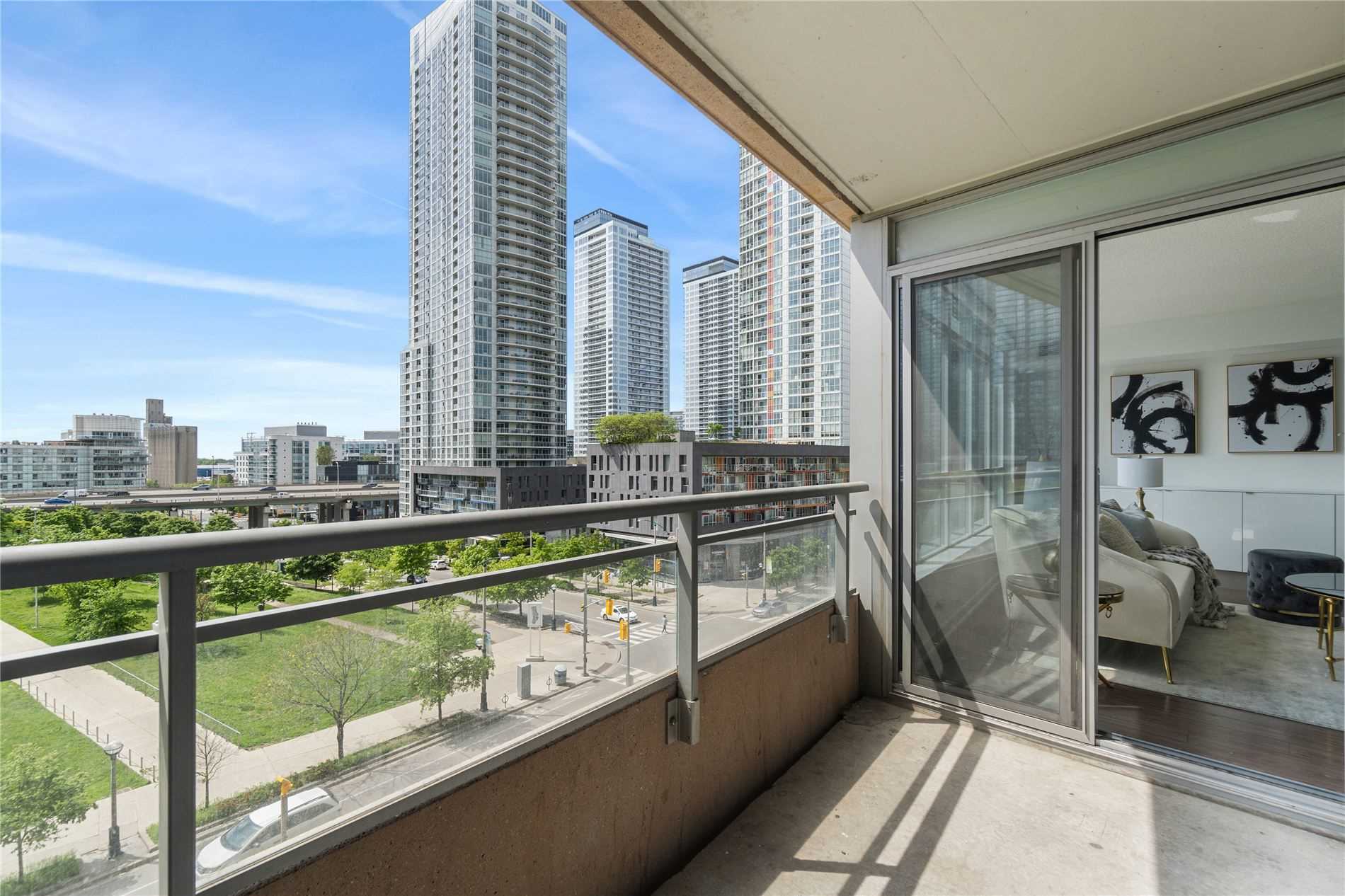 151 Dan Leckie Way, #601