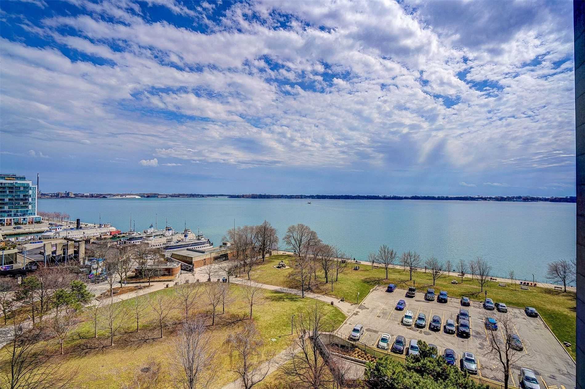33 Harbour Sq, #1014